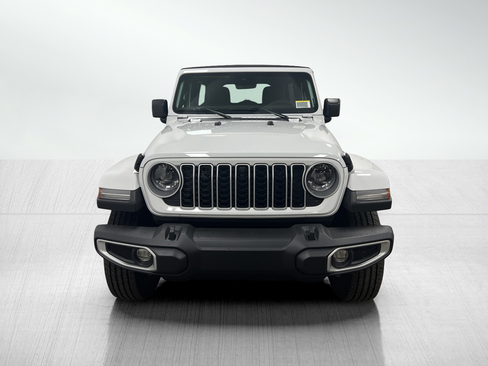 2024 Jeep Wrangler Sahara photo 5