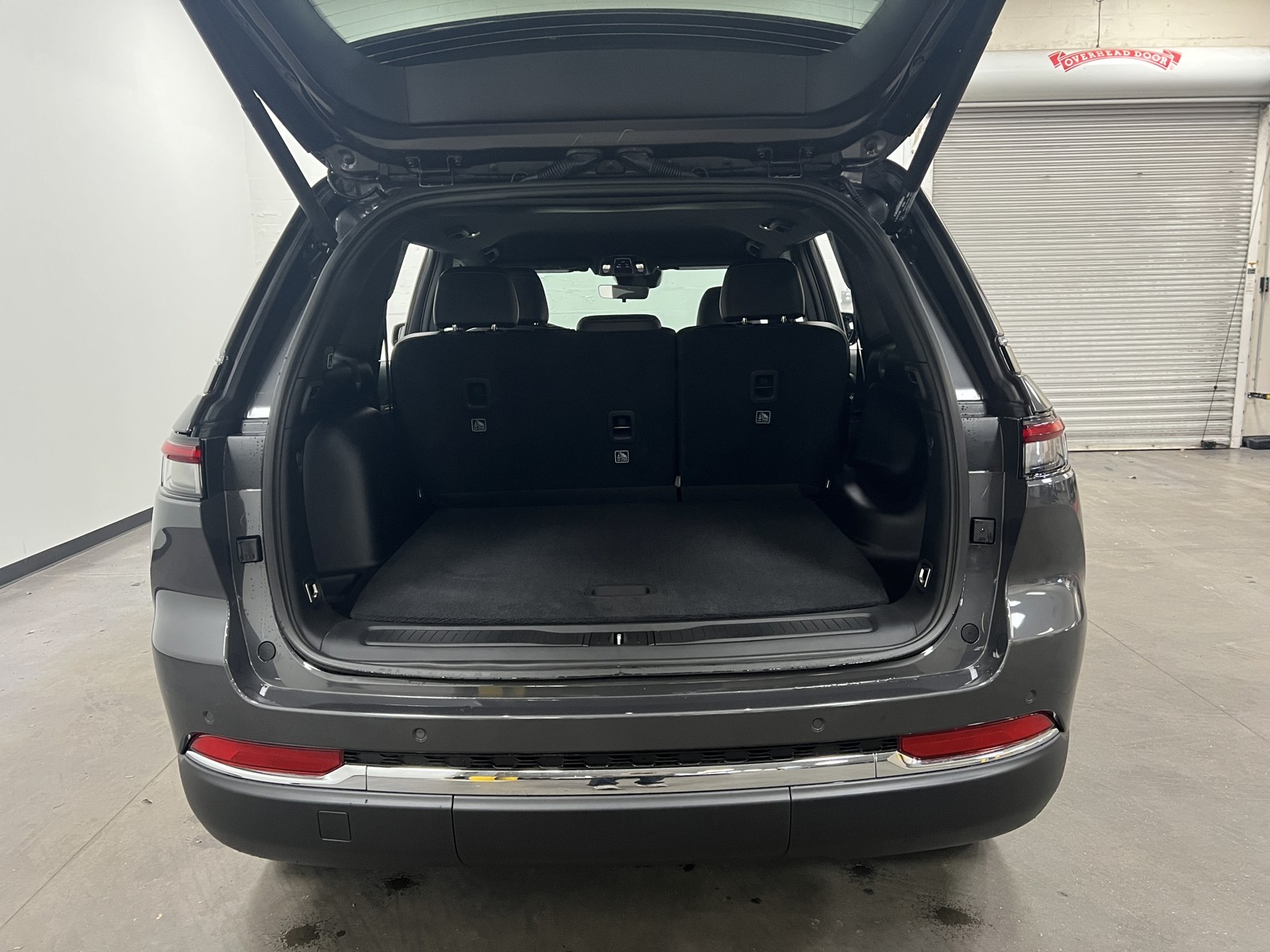 2025 Jeep Grand Cherokee Limited photo 15
