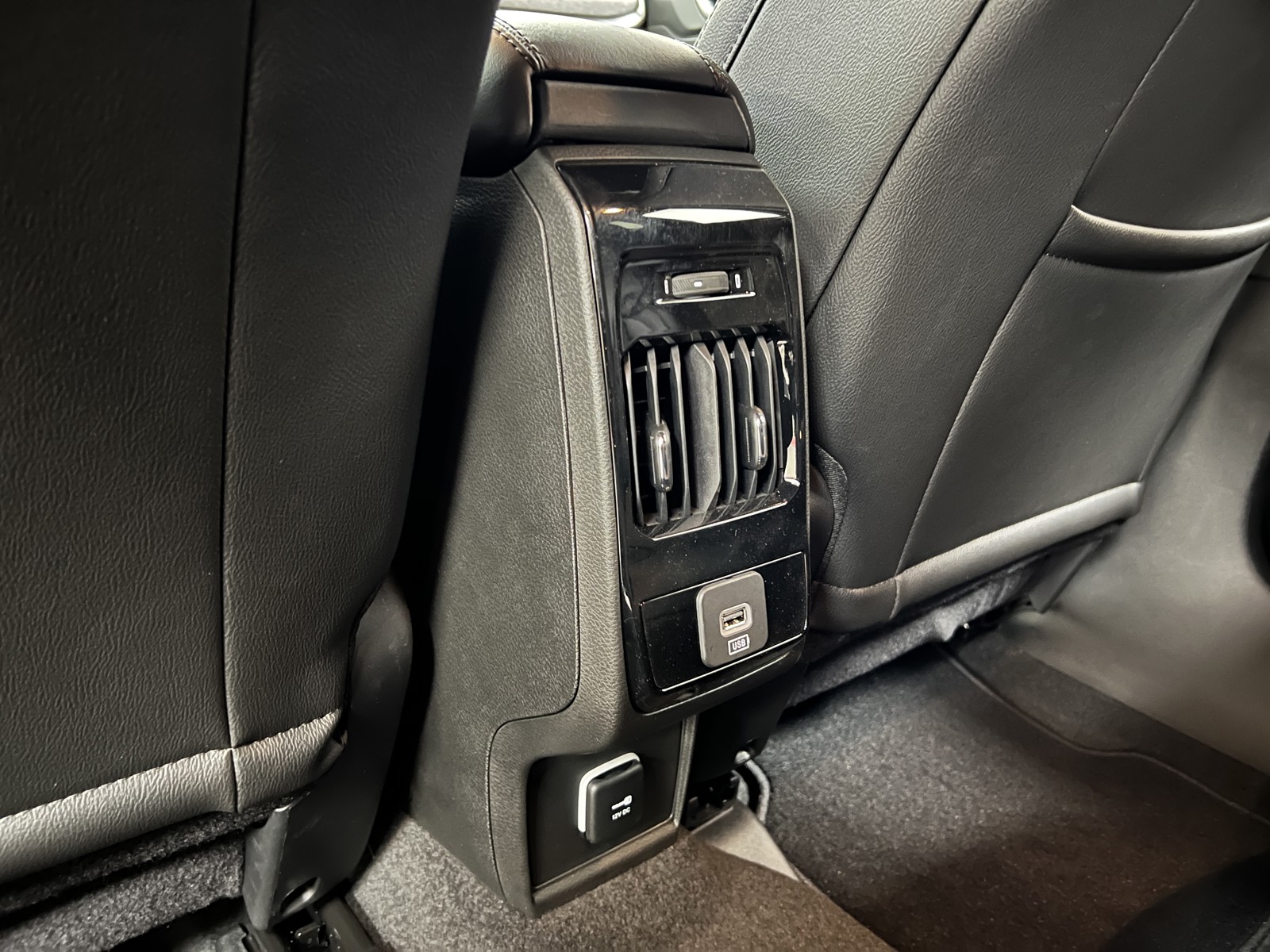 2025 Jeep Compass Latitude photo 12