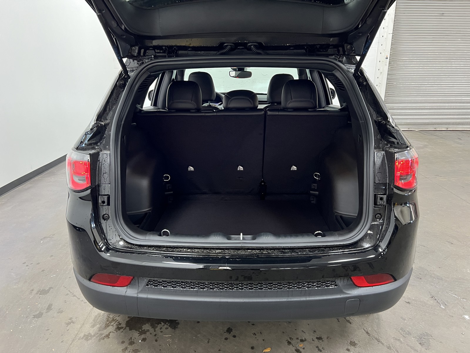 2025 Jeep Compass Latitude photo 14
