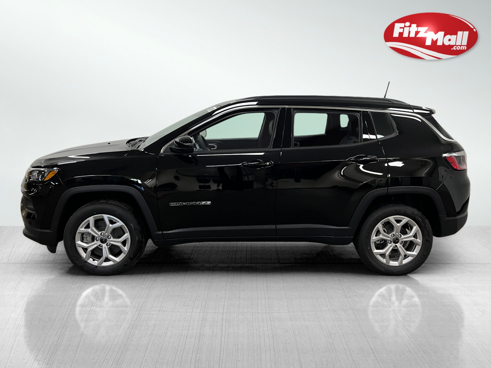 2025 Jeep Compass Latitude photo 3