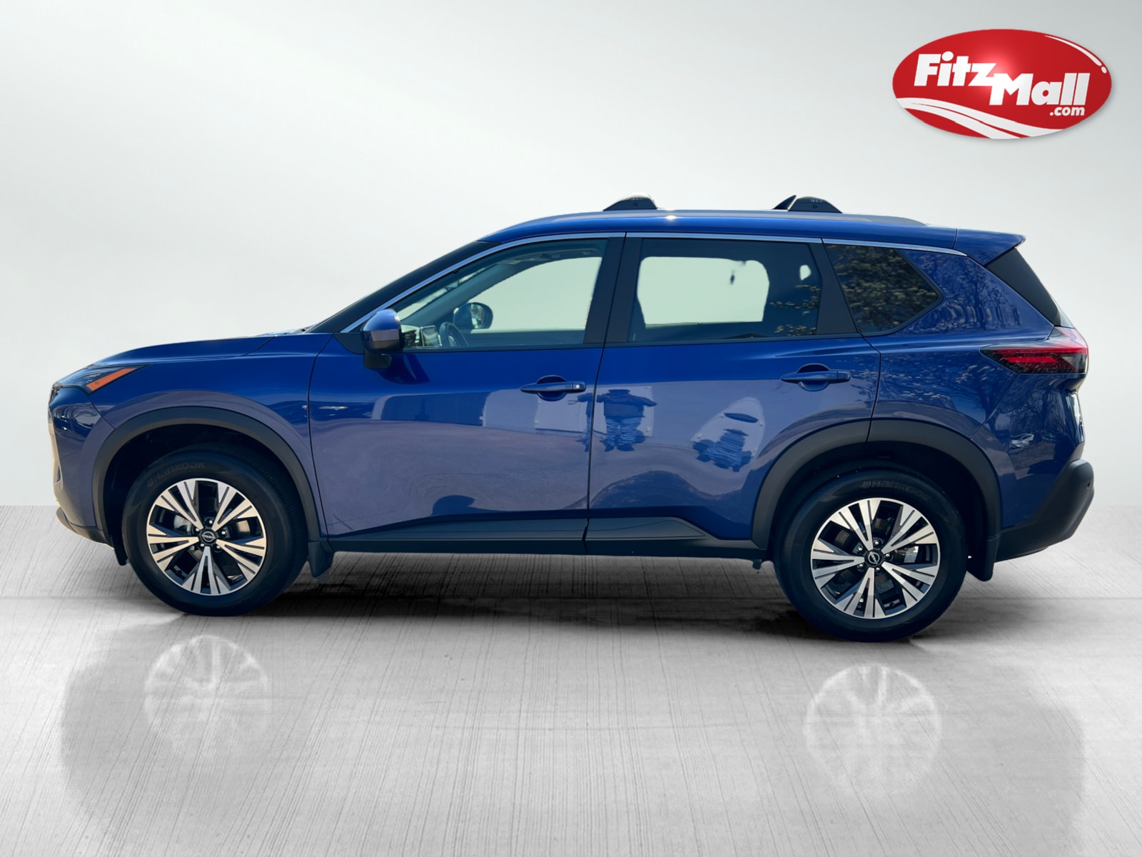 2023 Nissan Rogue SV photo 3