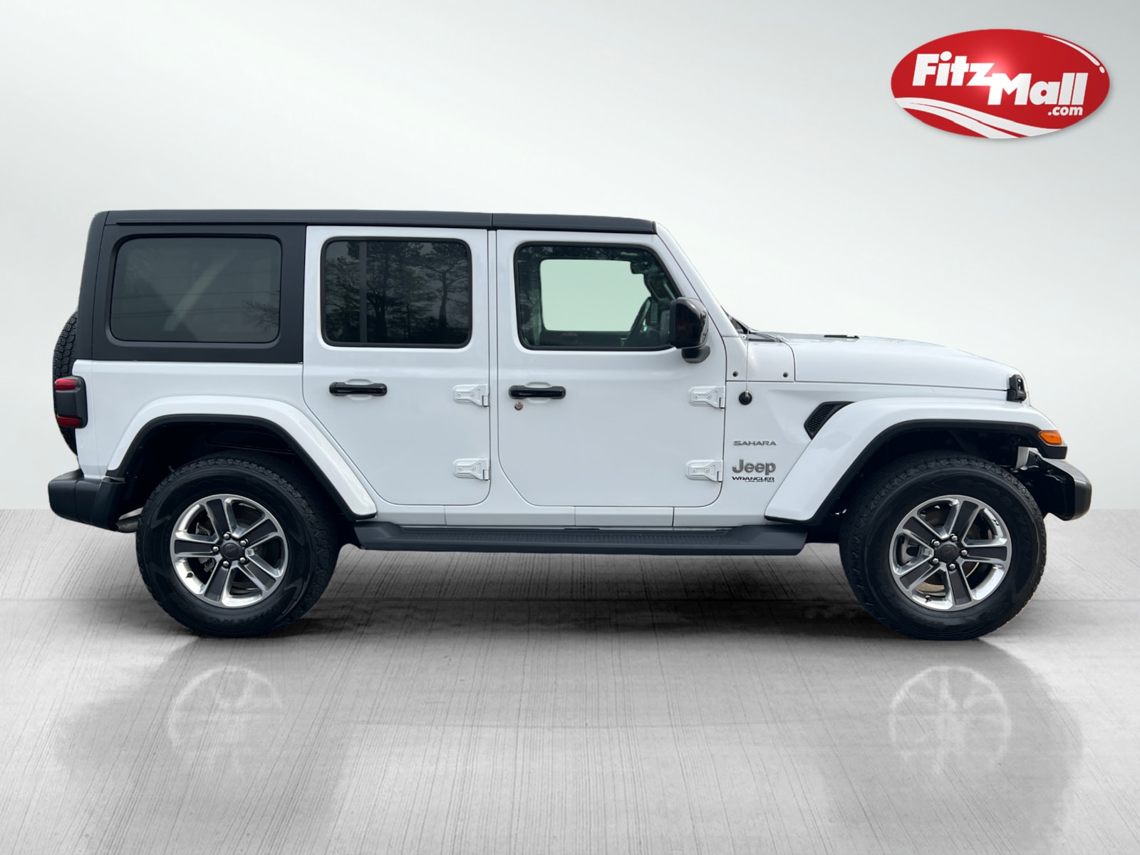 2020 Jeep Wrangler Unlimited Sahara photo 4