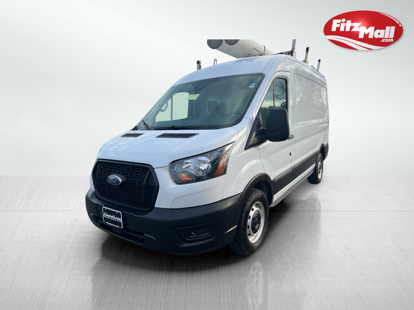 2021 Ford Transit Cargo Van photo 2