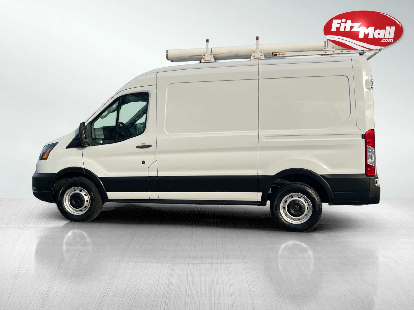 2021 Ford Transit Cargo Van photo 3