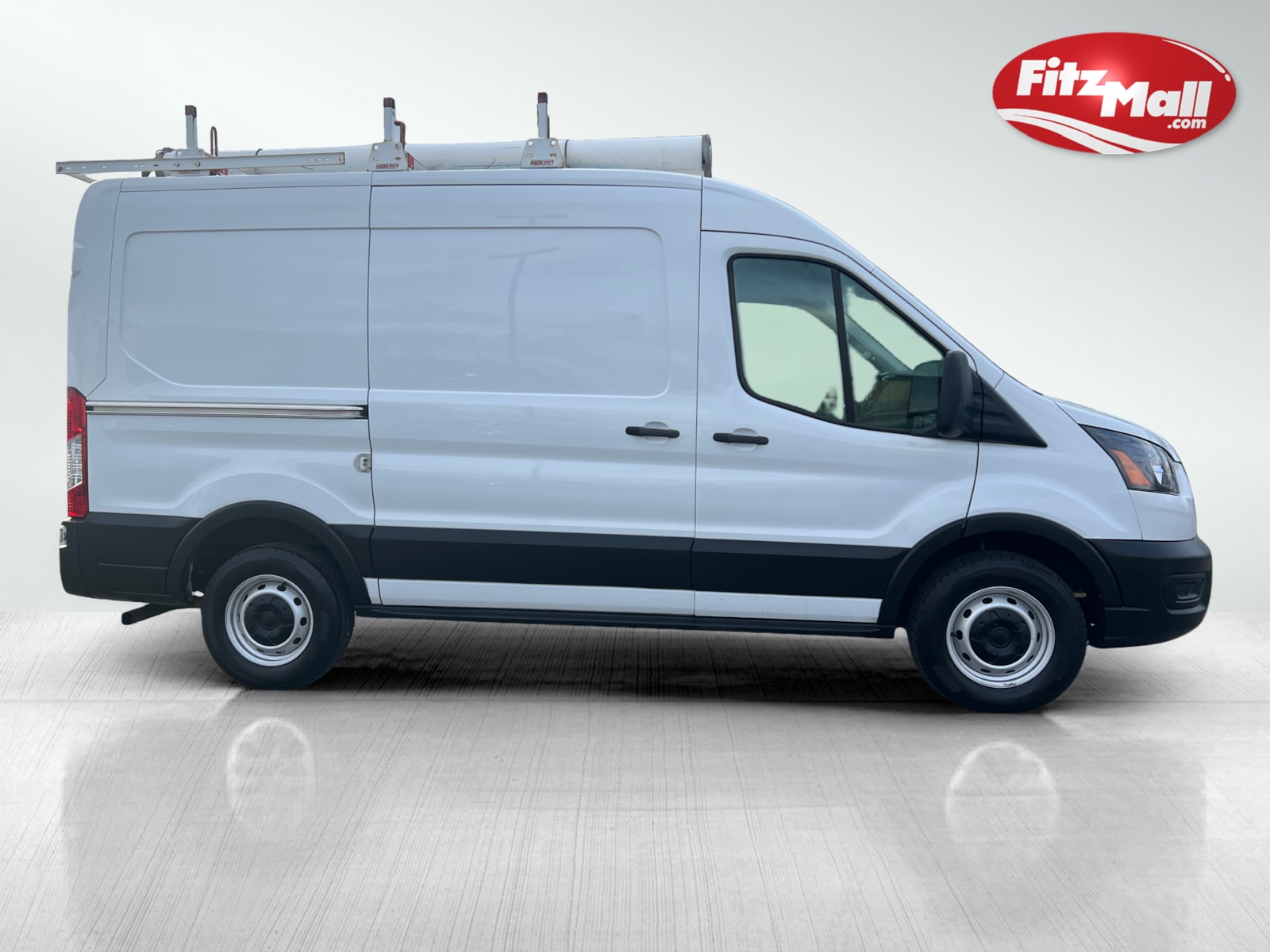 2021 Ford Transit Cargo Van photo 4