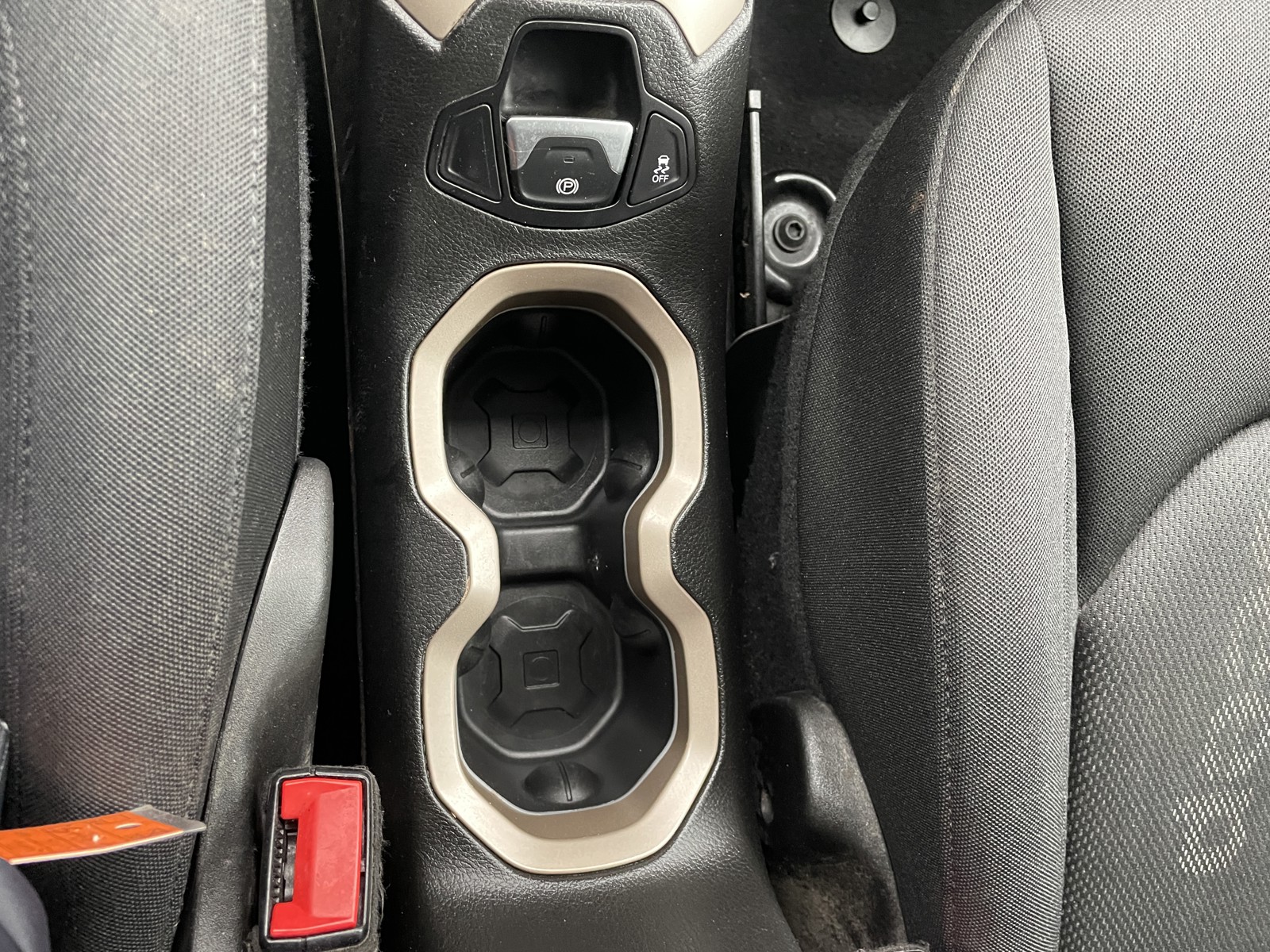 2015 Jeep Renegade Latitude photo 25