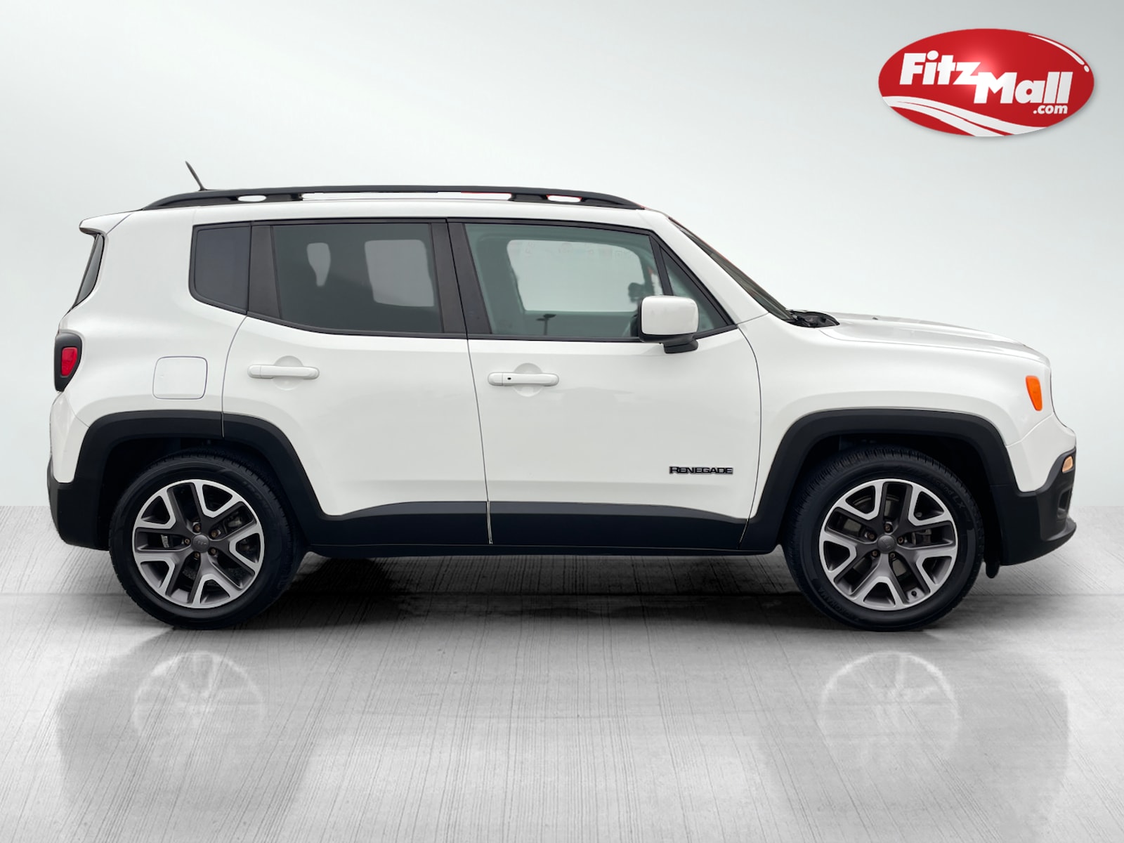 2015 Jeep Renegade Latitude photo 3