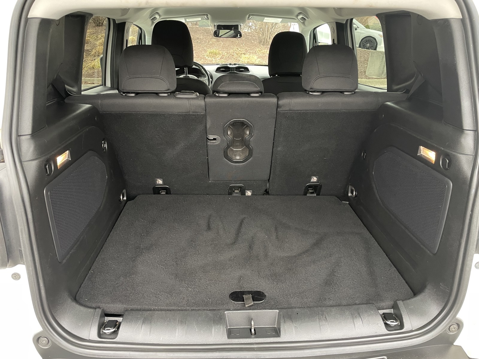 2015 Jeep Renegade Latitude photo 34