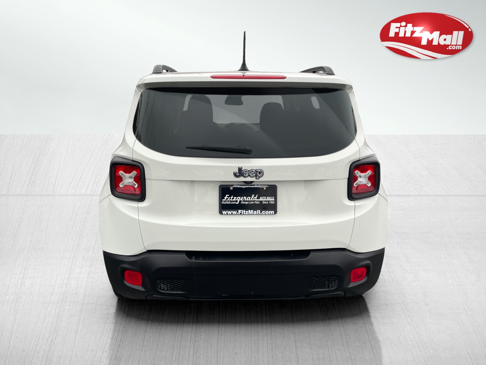 2015 Jeep Renegade Latitude photo 6