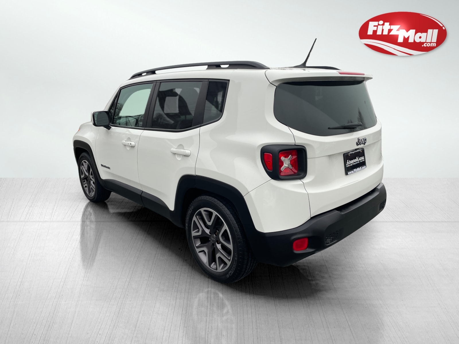 2015 Jeep Renegade Latitude photo 8