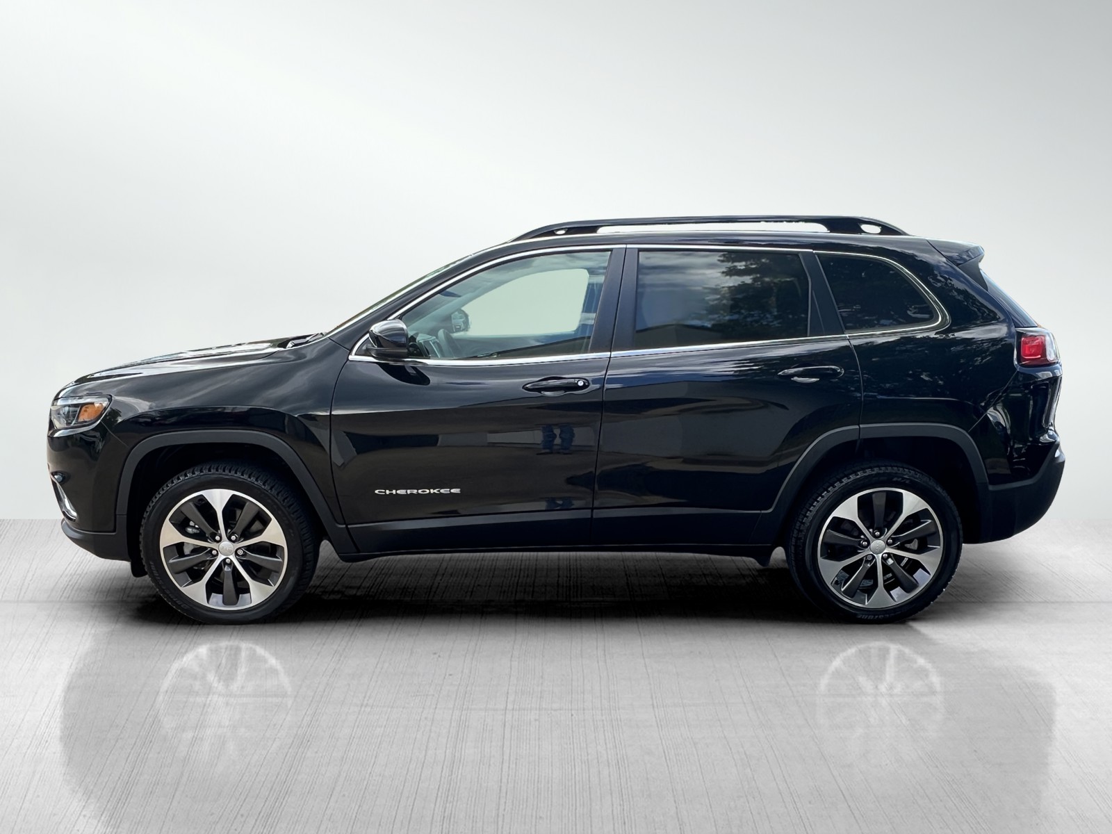 2022 Jeep Cherokee Limited photo 3