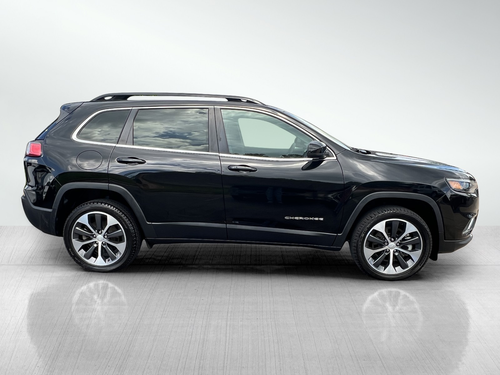 2022 Jeep Cherokee Limited photo 4
