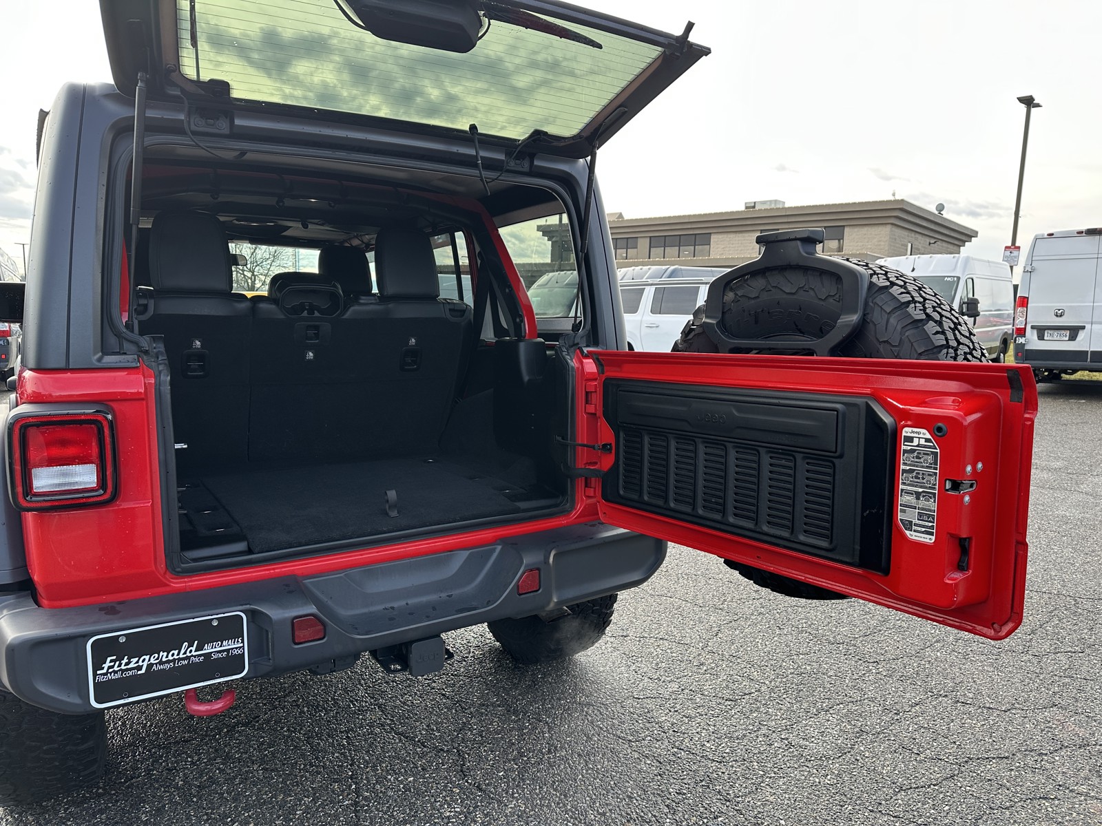 2018 Jeep Wrangler Unlimited Rubicon photo 9