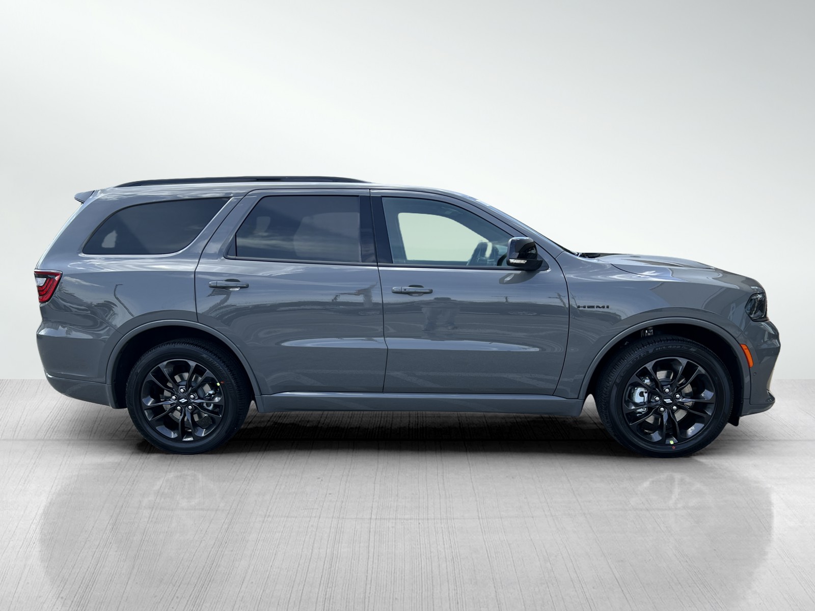 2025 Dodge Durango R/T Plus photo 4