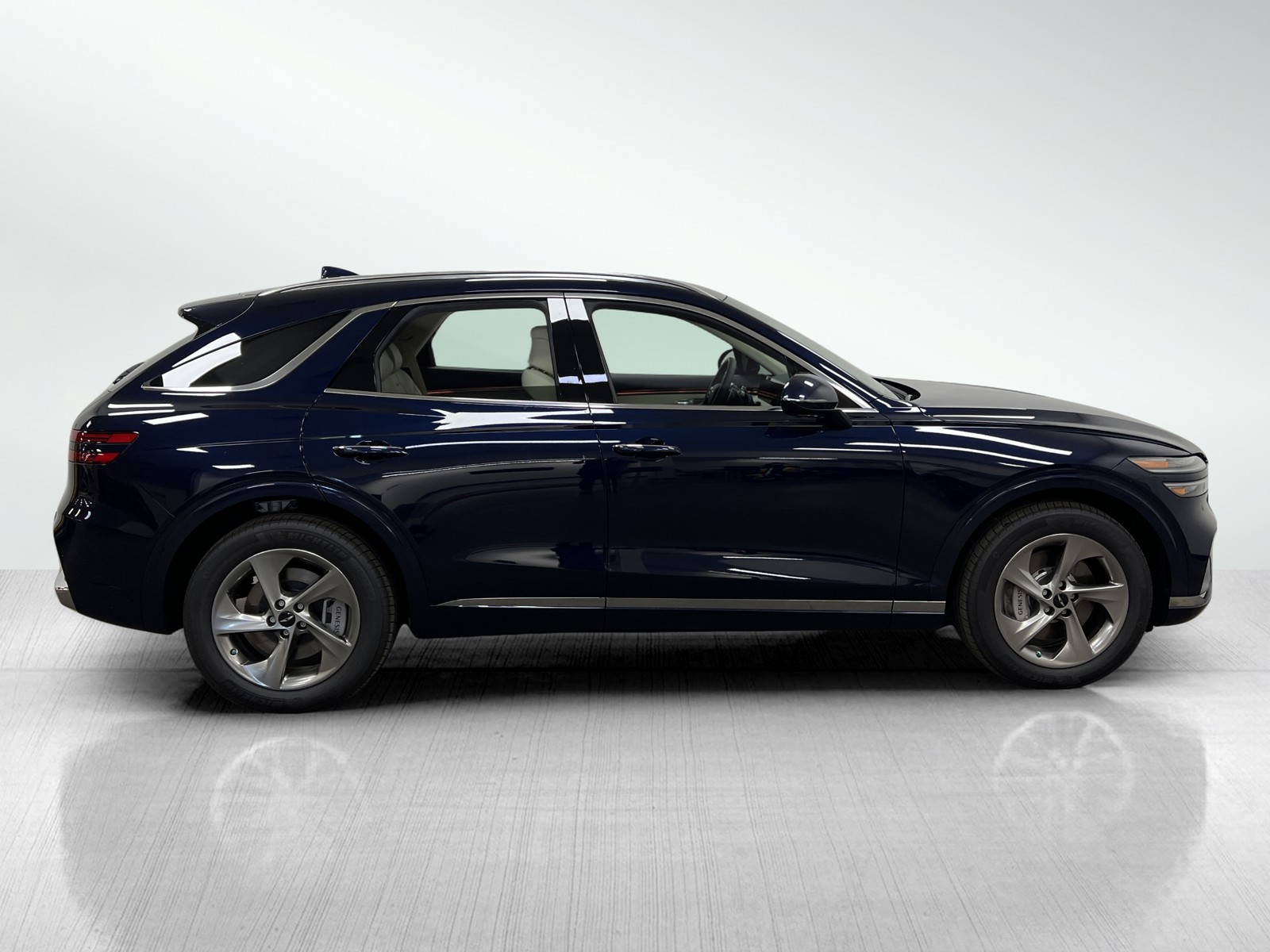 2026 Genesis GV70 2.5T Select photo 4