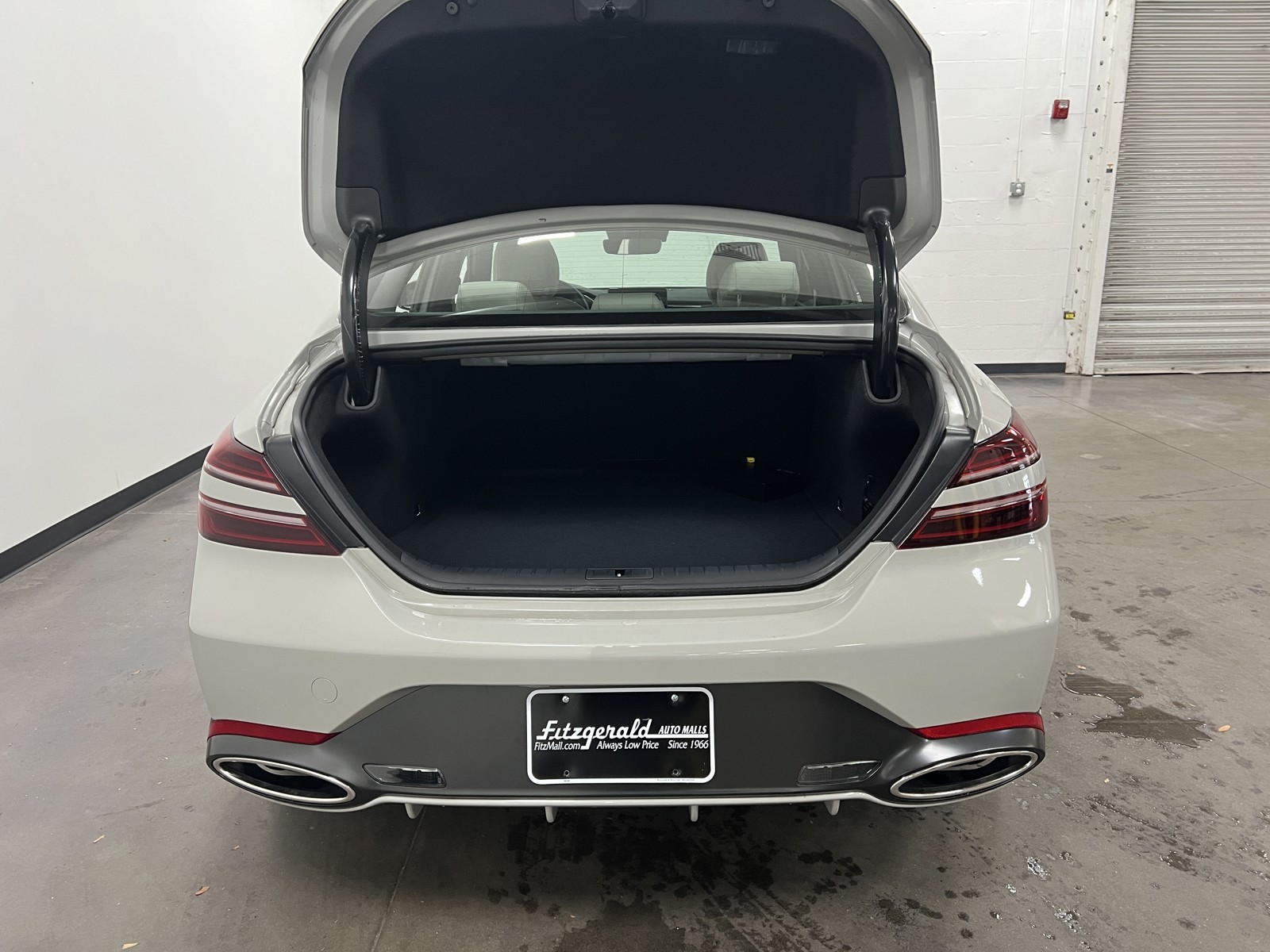 2025 Genesis G70 2.5T photo 15