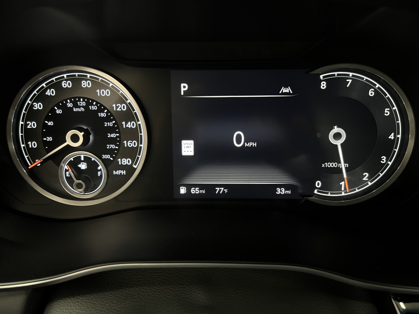 2025 Genesis G70 3.3T Sport Advanced photo 17