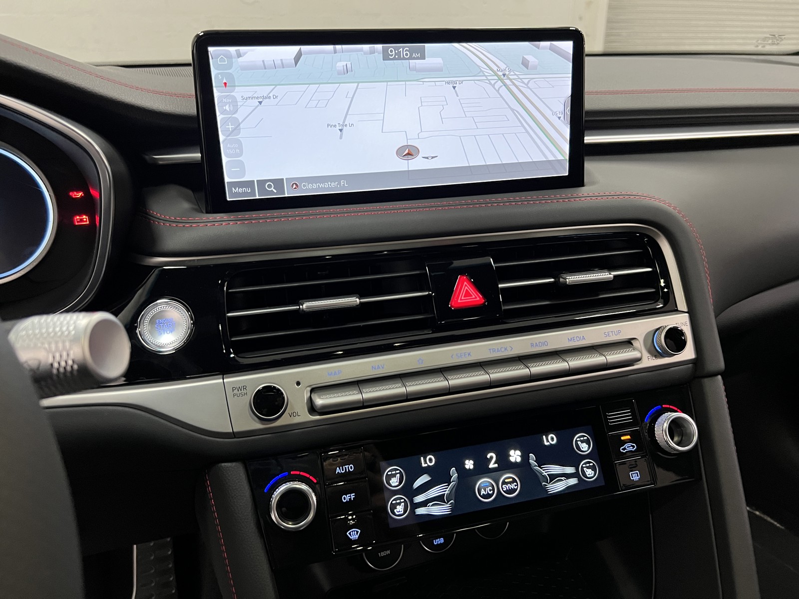 2025 Genesis G70 3.3T Sport Advanced photo 19