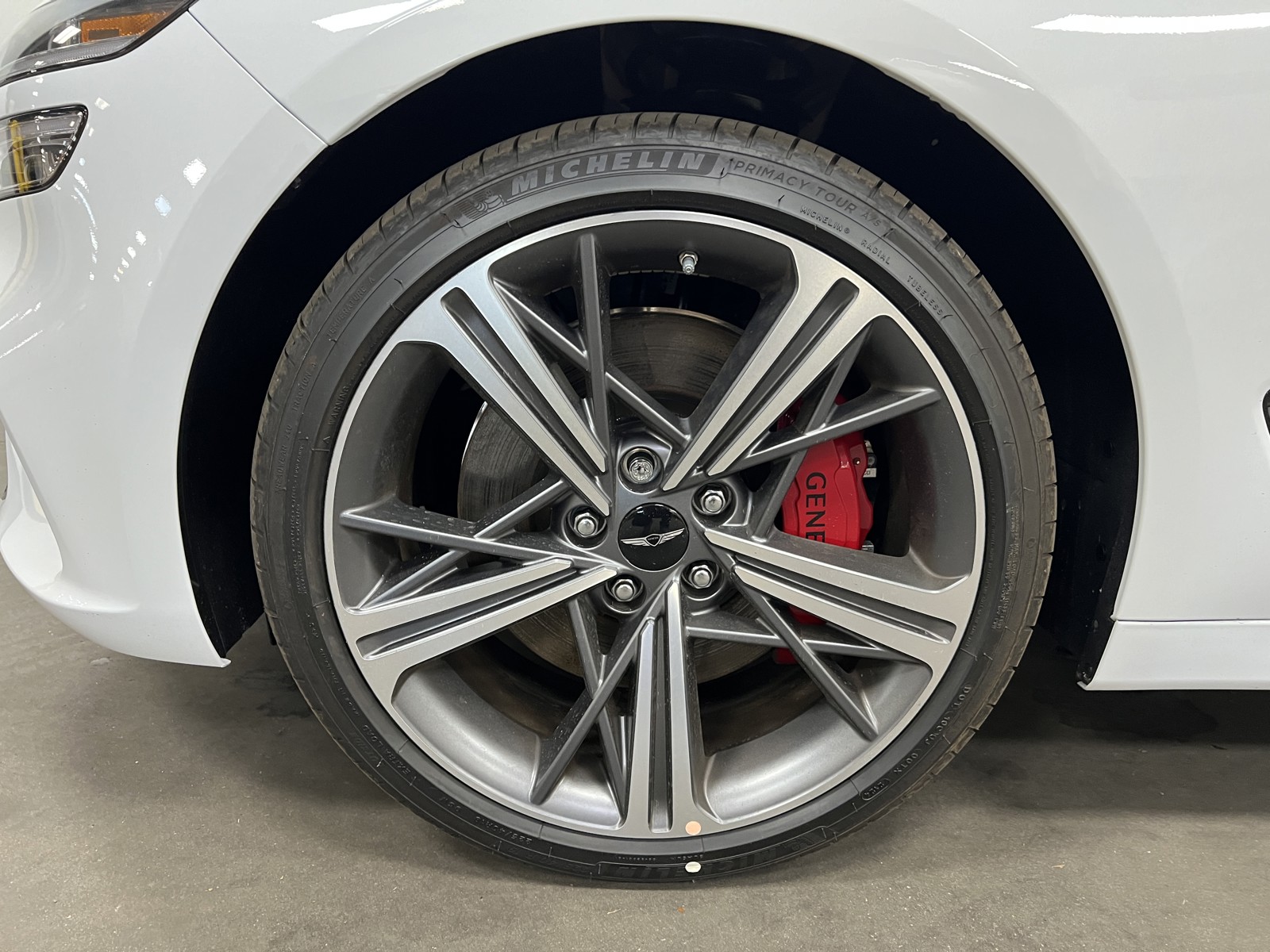 2025 Genesis G70 2.5T Sport Prestige photo 14