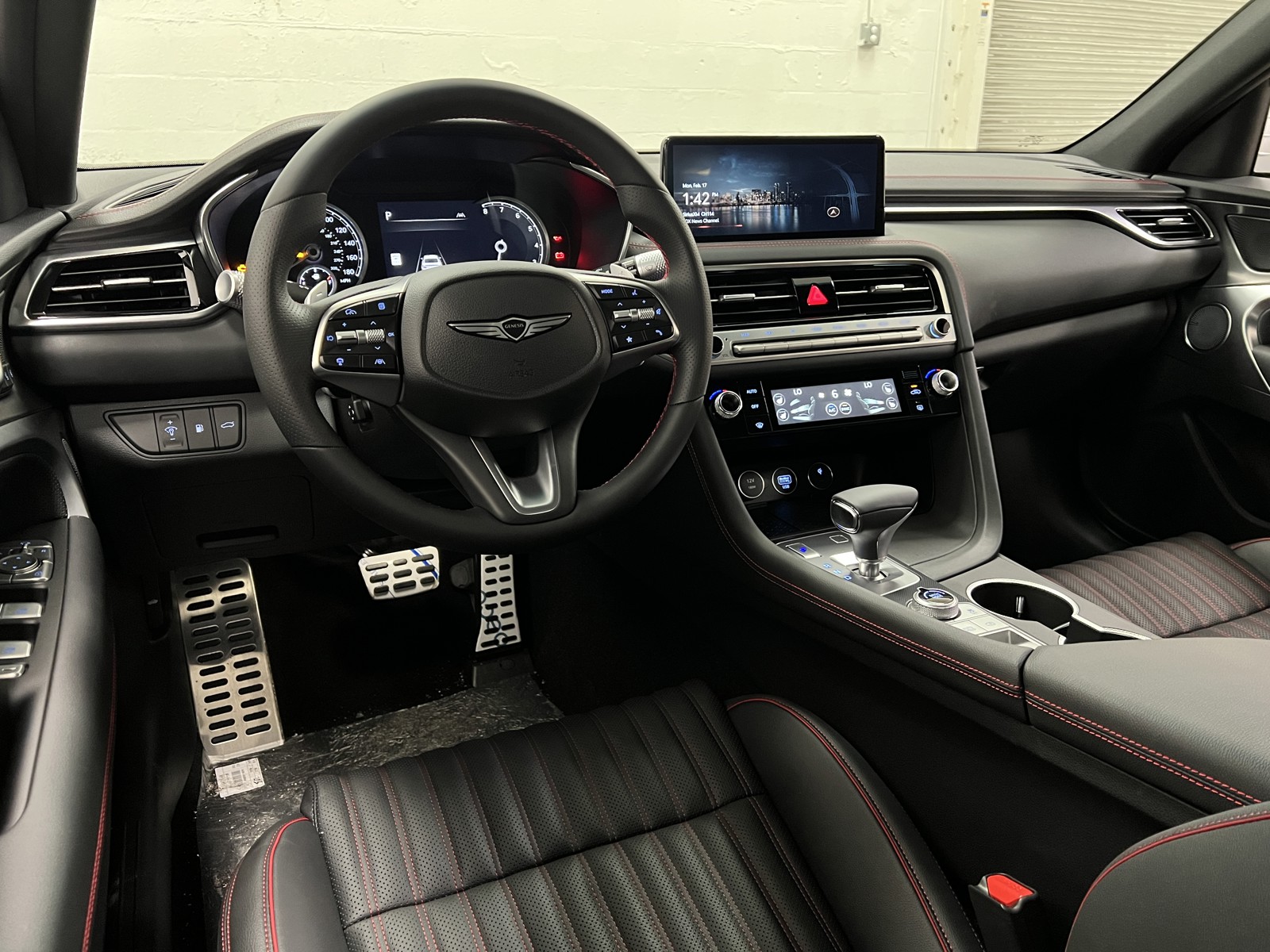 2025 Genesis G70 2.5T Sport Prestige photo 9