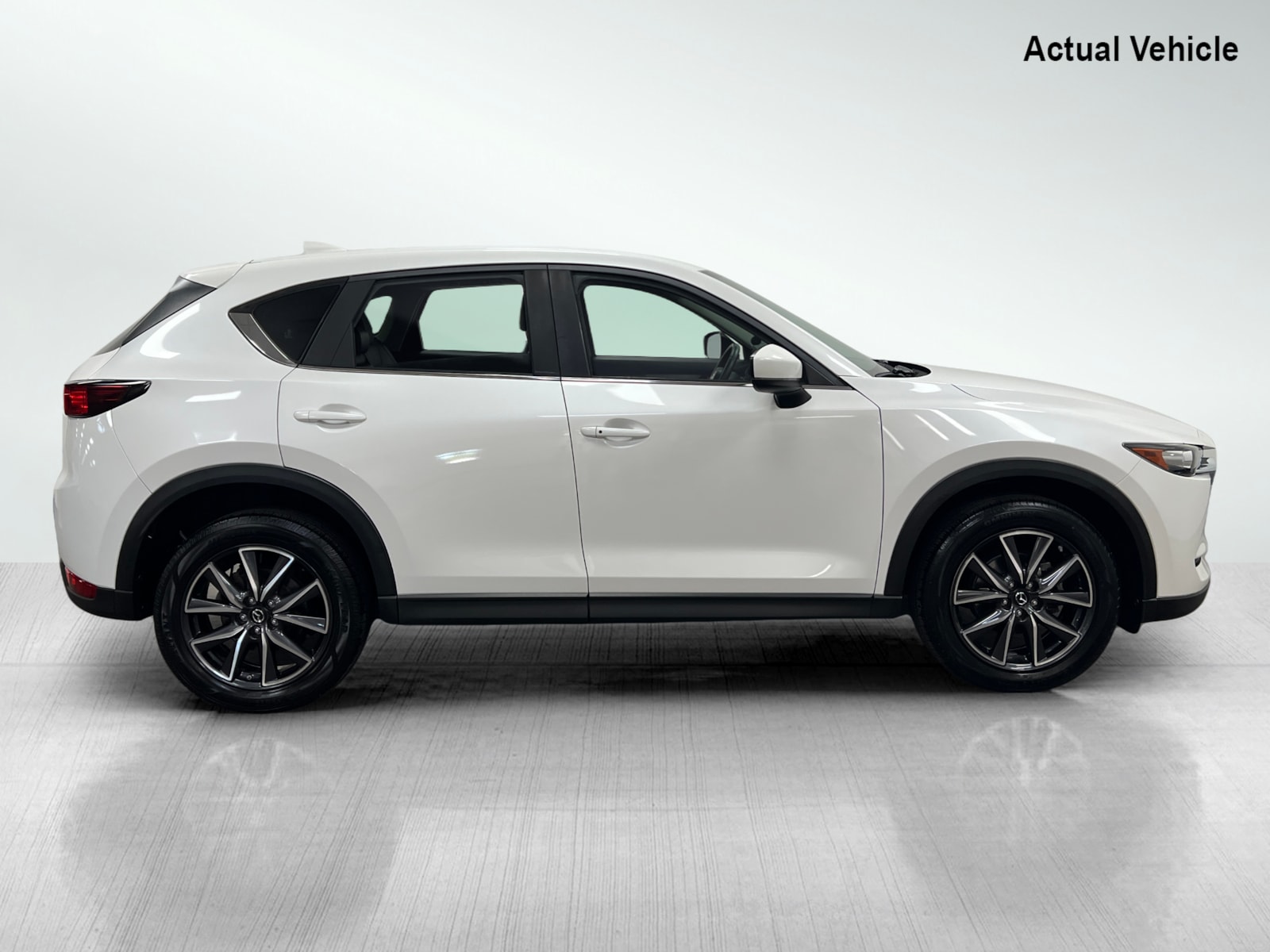 2018 Mazda CX-5 Touring photo 4