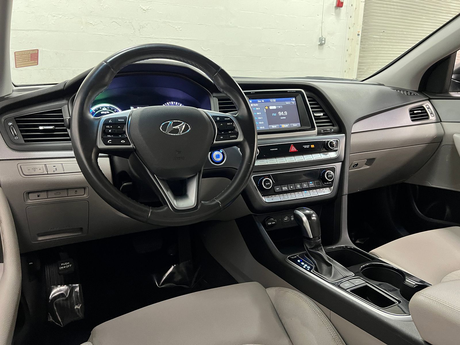 2019 Hyundai Sonata Plug-In Hybrid photo 9