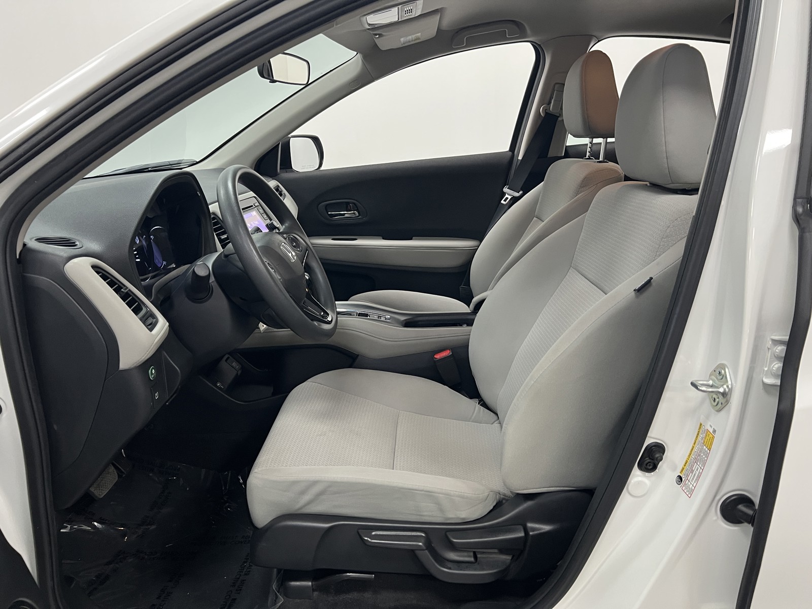 2022 Honda HR-V LX photo 10