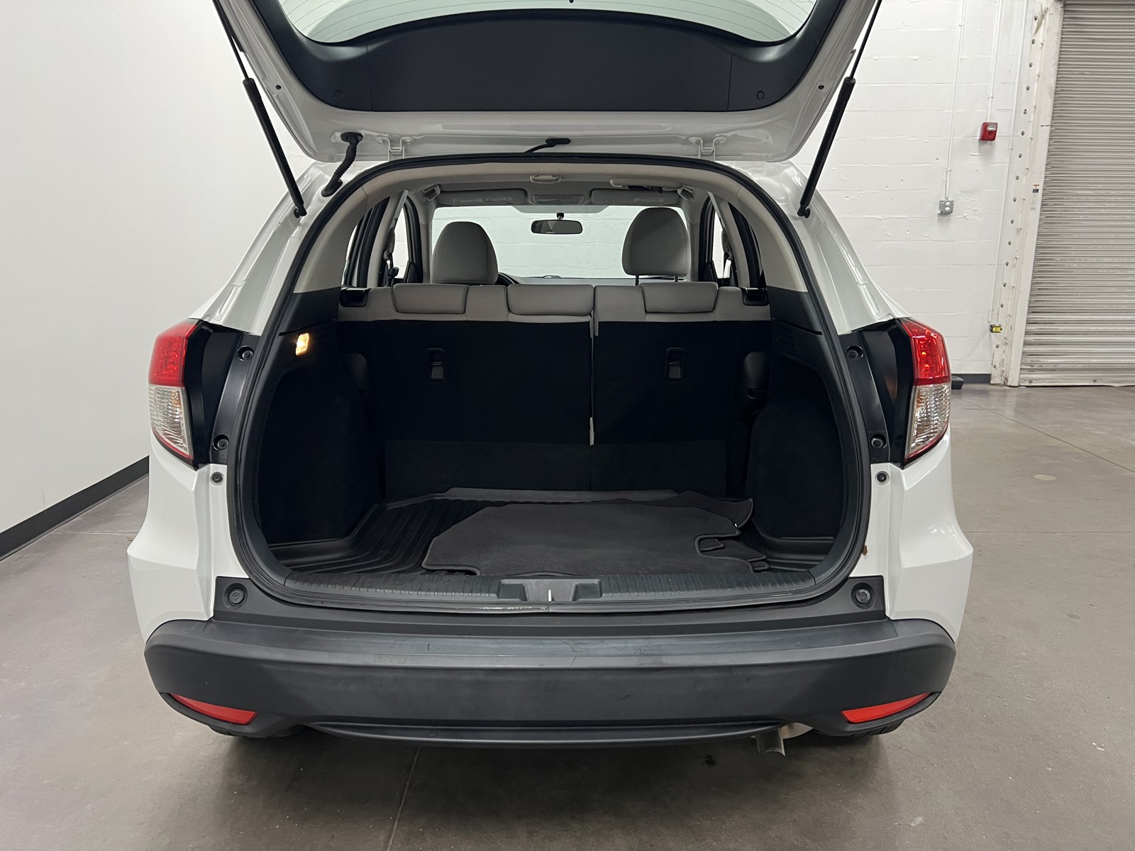 2022 Honda HR-V LX photo 13