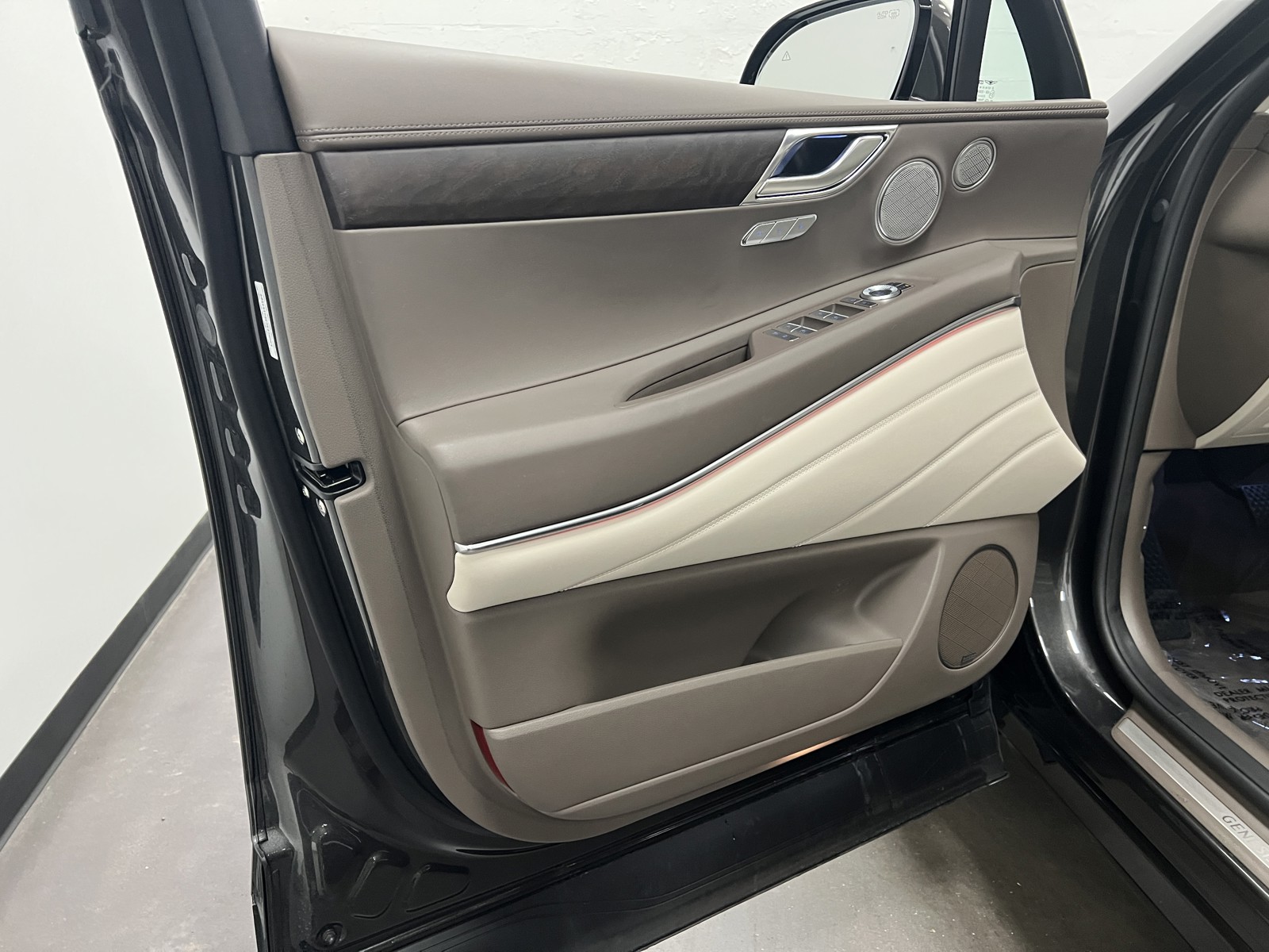 2024 Genesis GV80 3.5T AWD photo 25