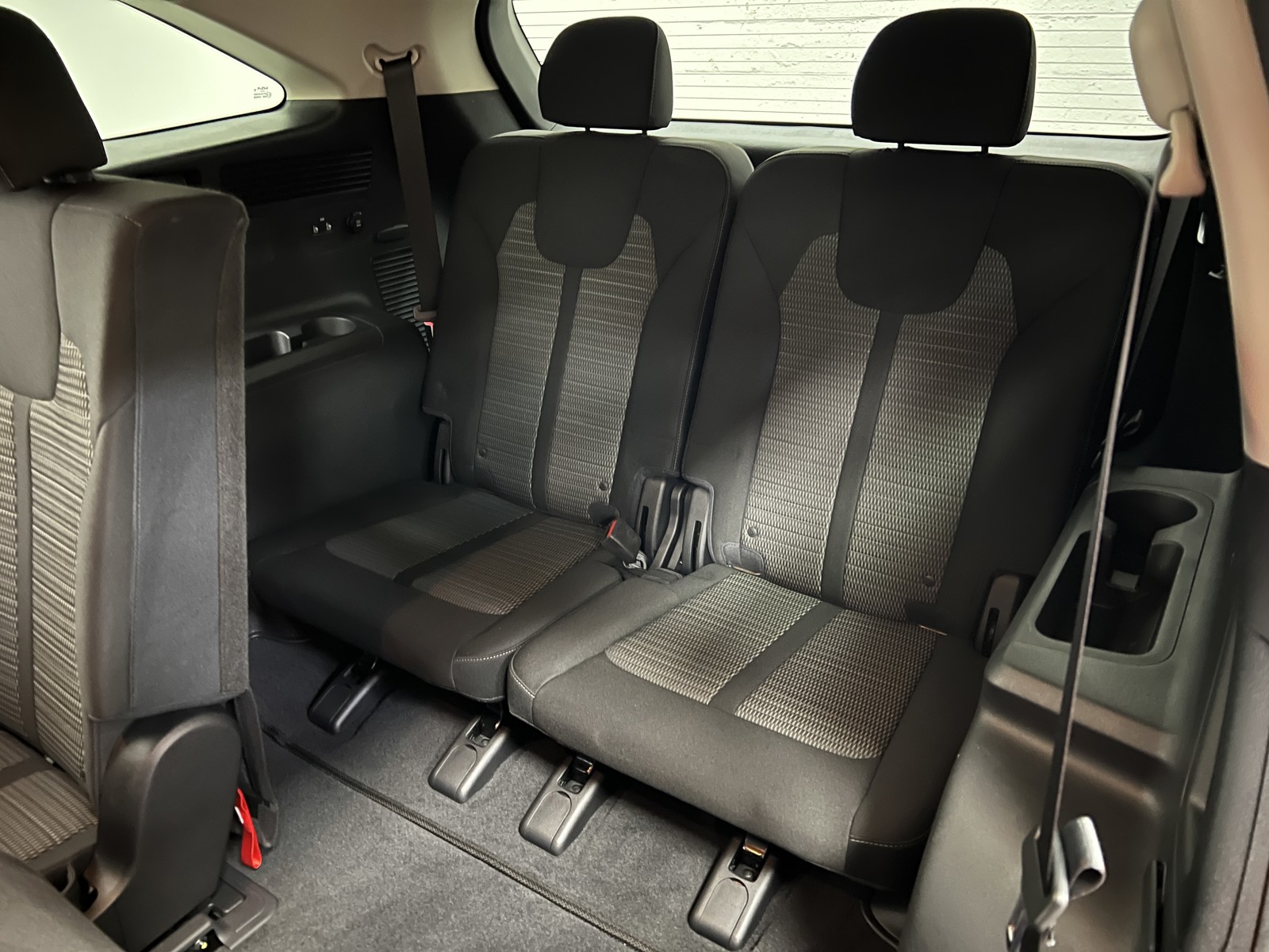 2022 Kia Sorento LX photo 13