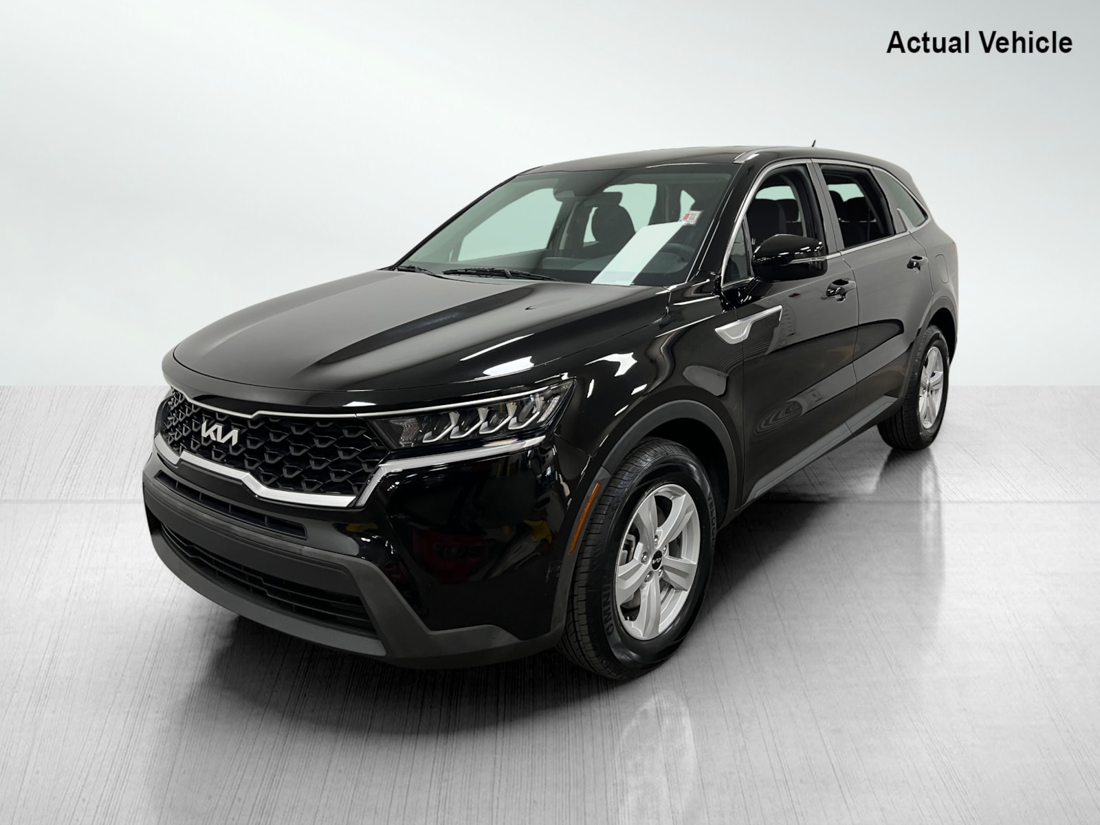 2022 Kia Sorento LX photo 2