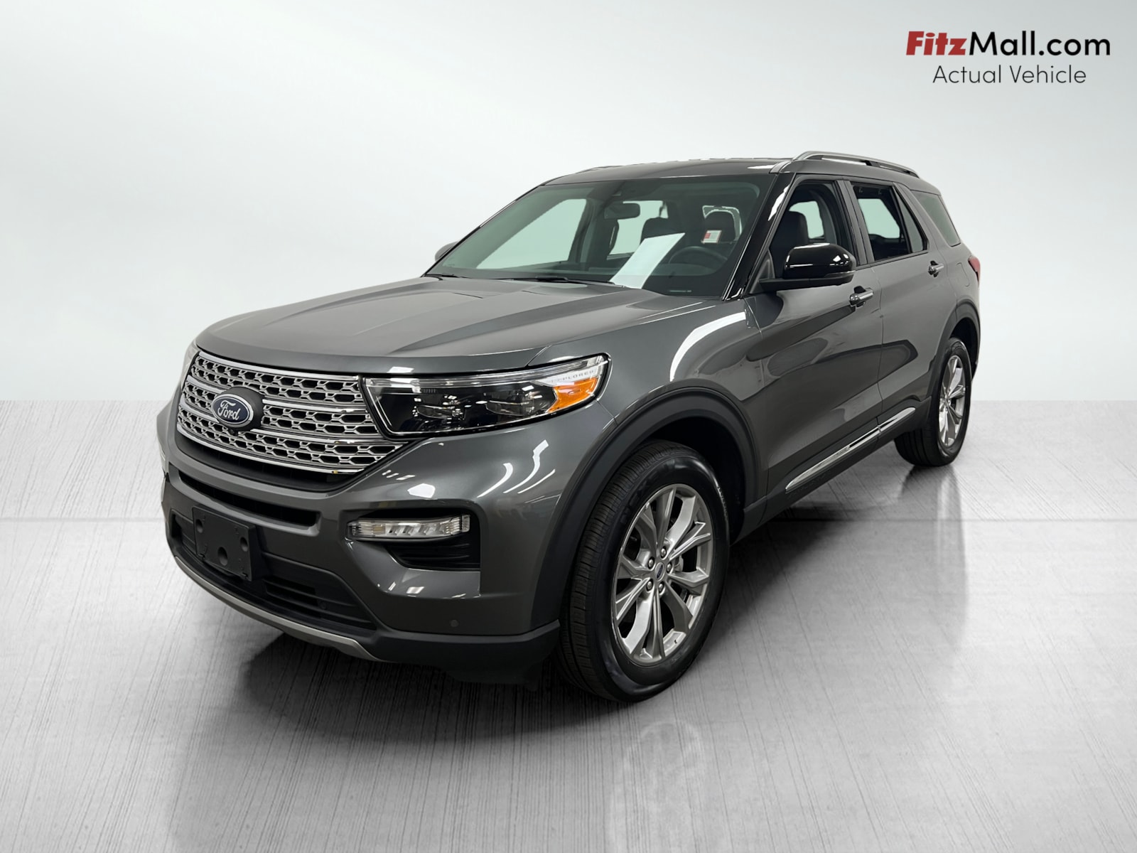 2023 Ford Explorer Limited photo 2
