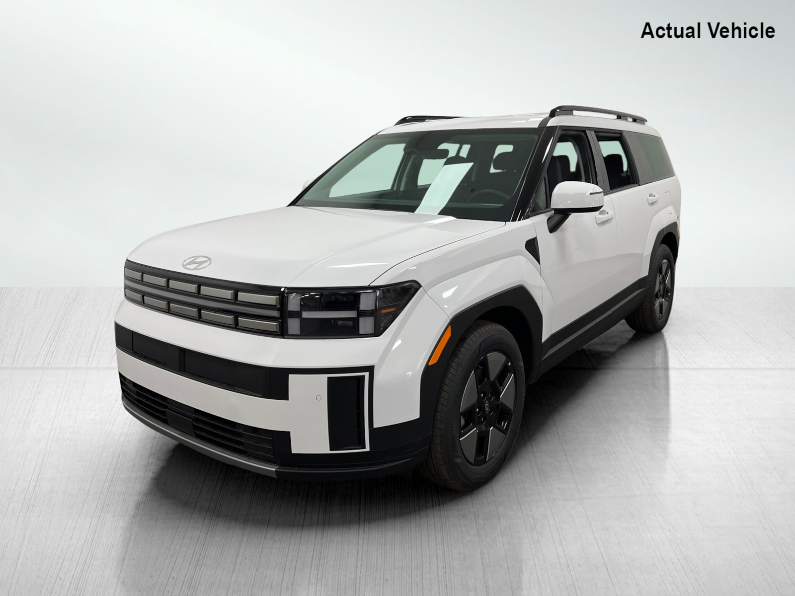 2025 Hyundai Santa Fe photo 2