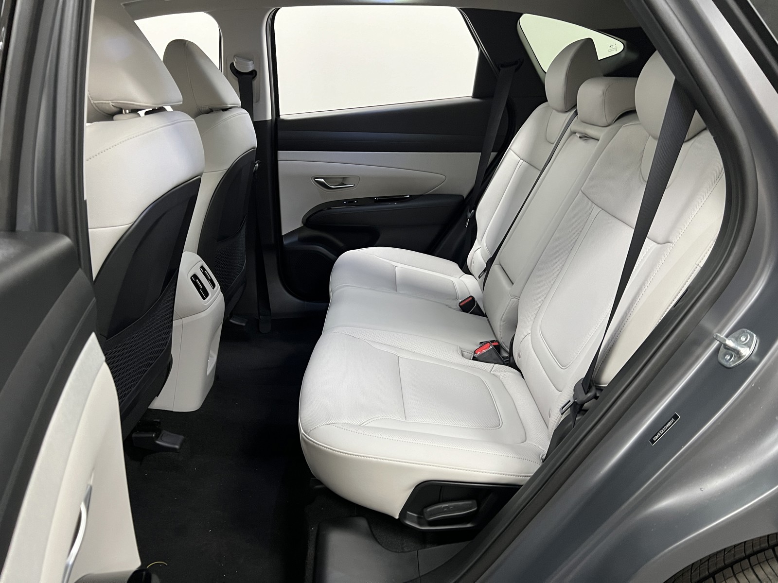 2025 Hyundai Tucson Limited photo 12