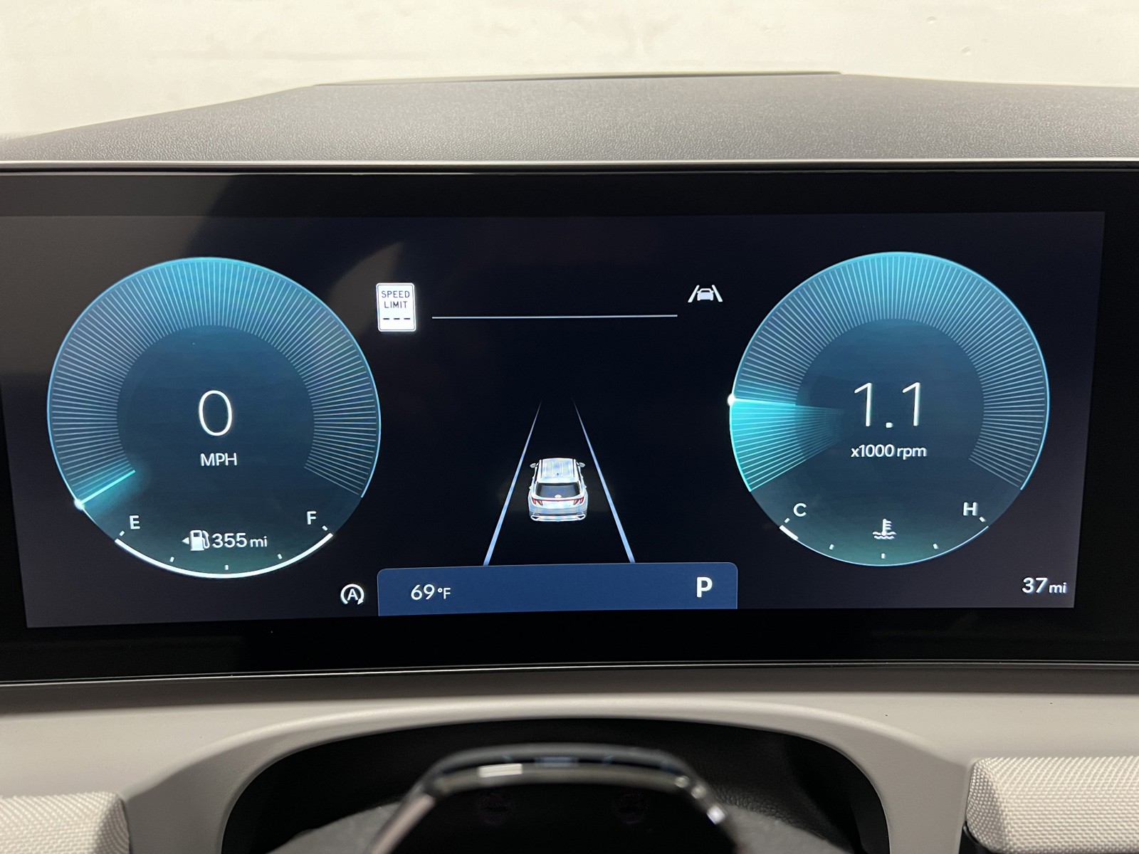 2025 Hyundai Tucson Limited photo 18