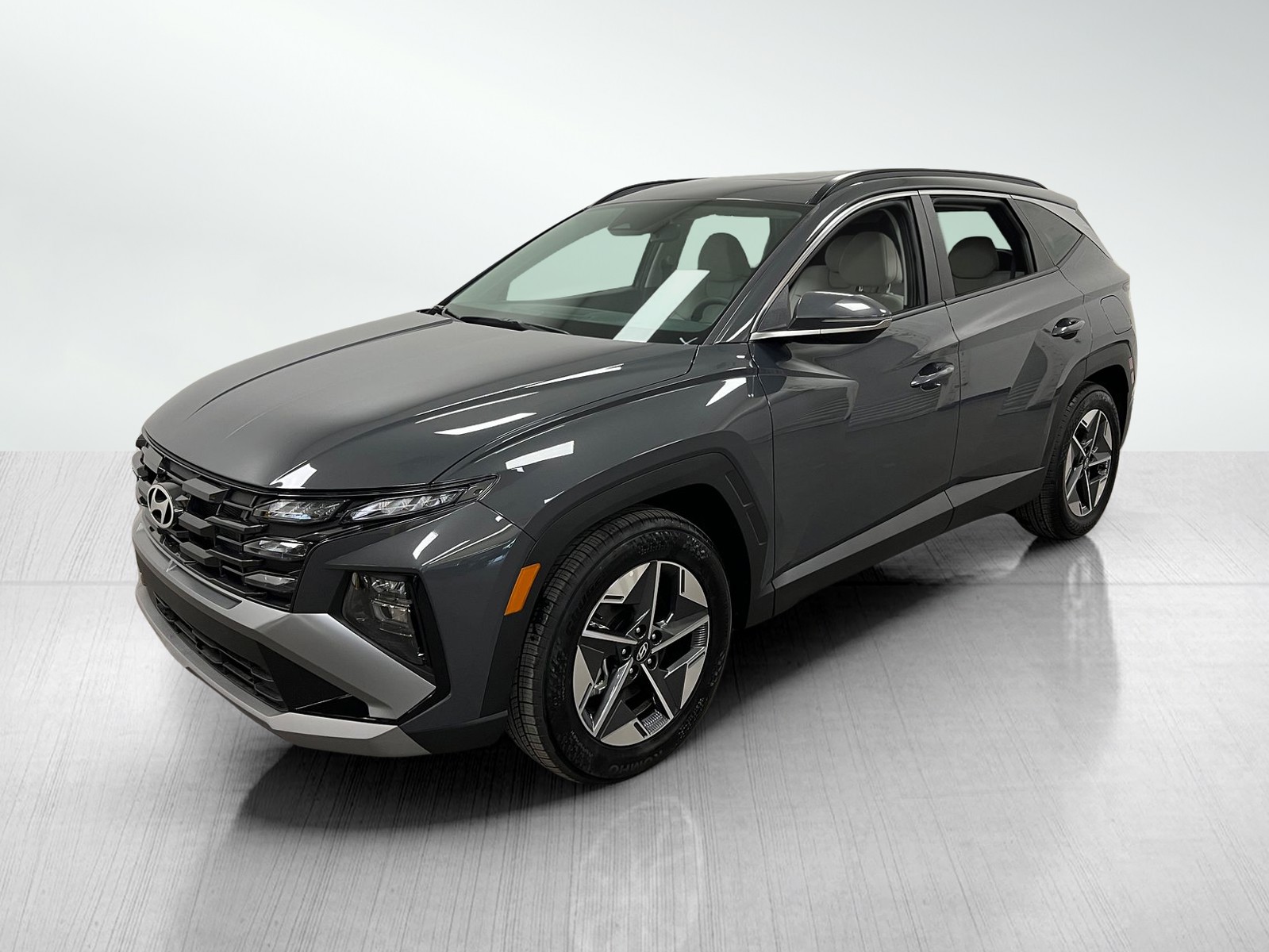 2025 Hyundai Tucson SEL Convenience photo 2