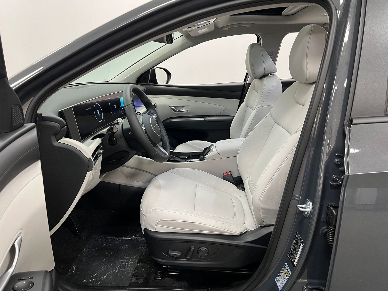 2025 Hyundai Tucson SEL Convenience photo 10