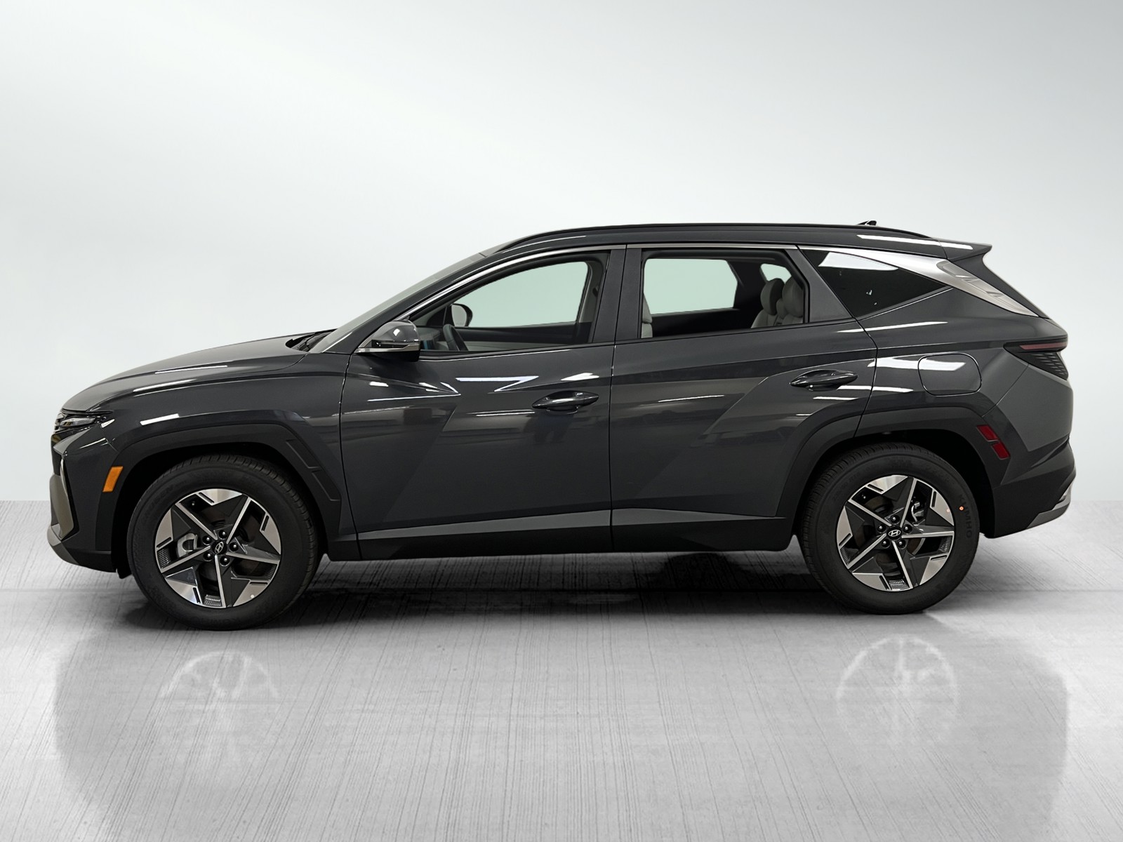 2025 Hyundai Tucson SEL Convenience photo 3