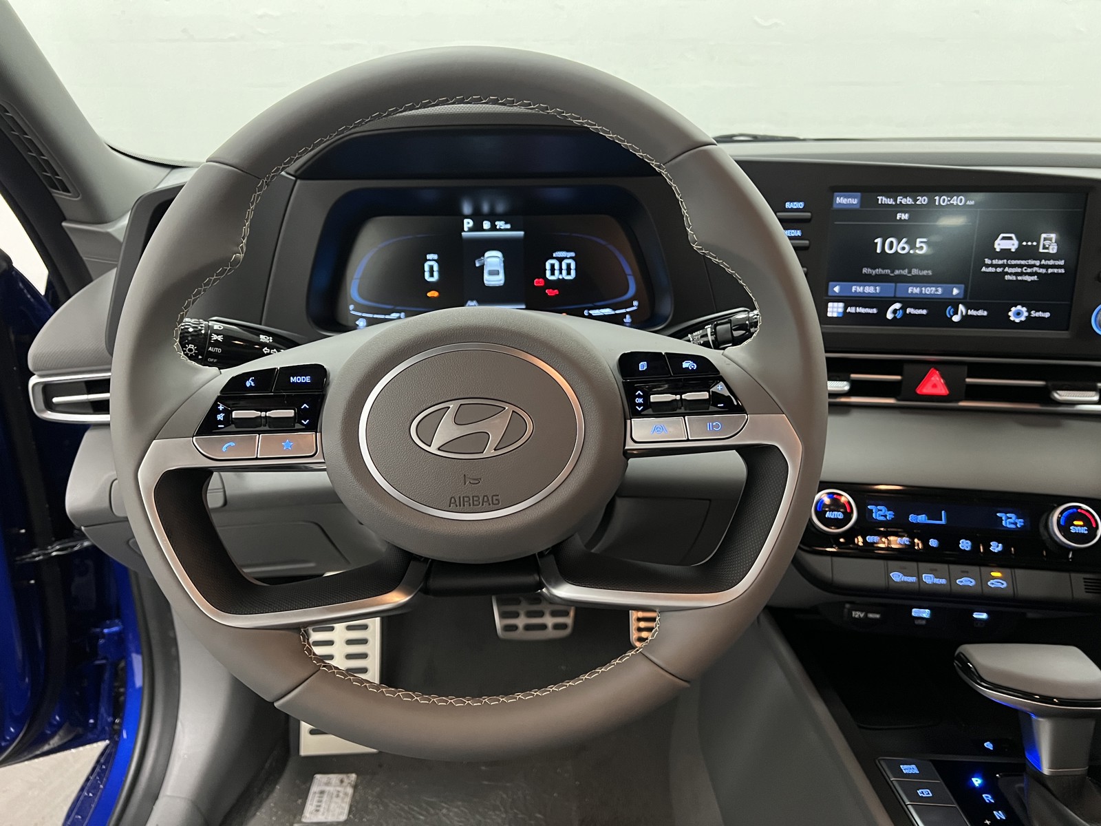 2025 Hyundai Elantra SEL Sport photo 14