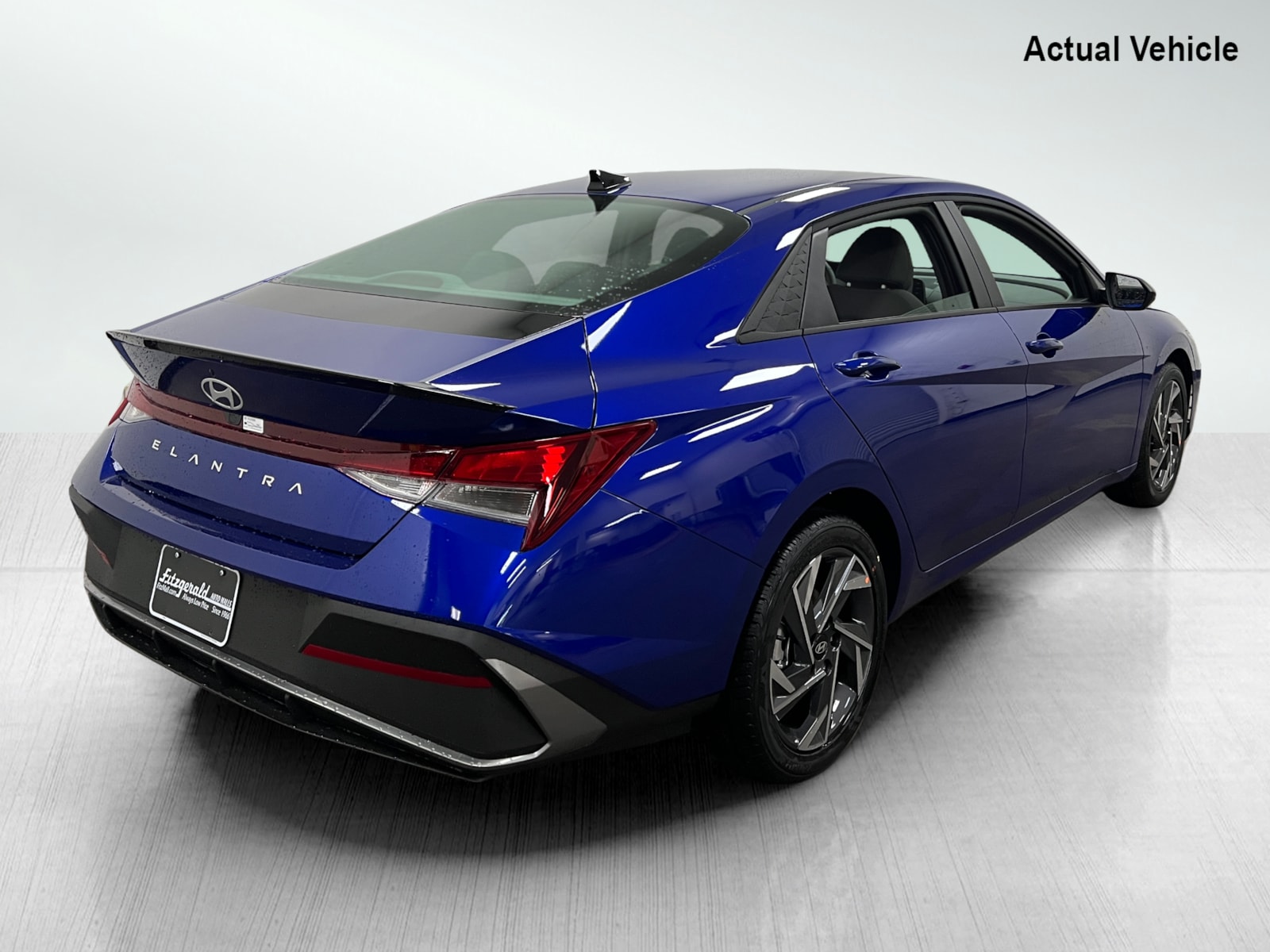 2025 Hyundai Elantra SEL Sport photo 7