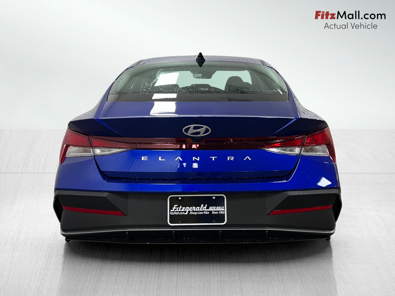 2025 Hyundai Elantra SE photo 6