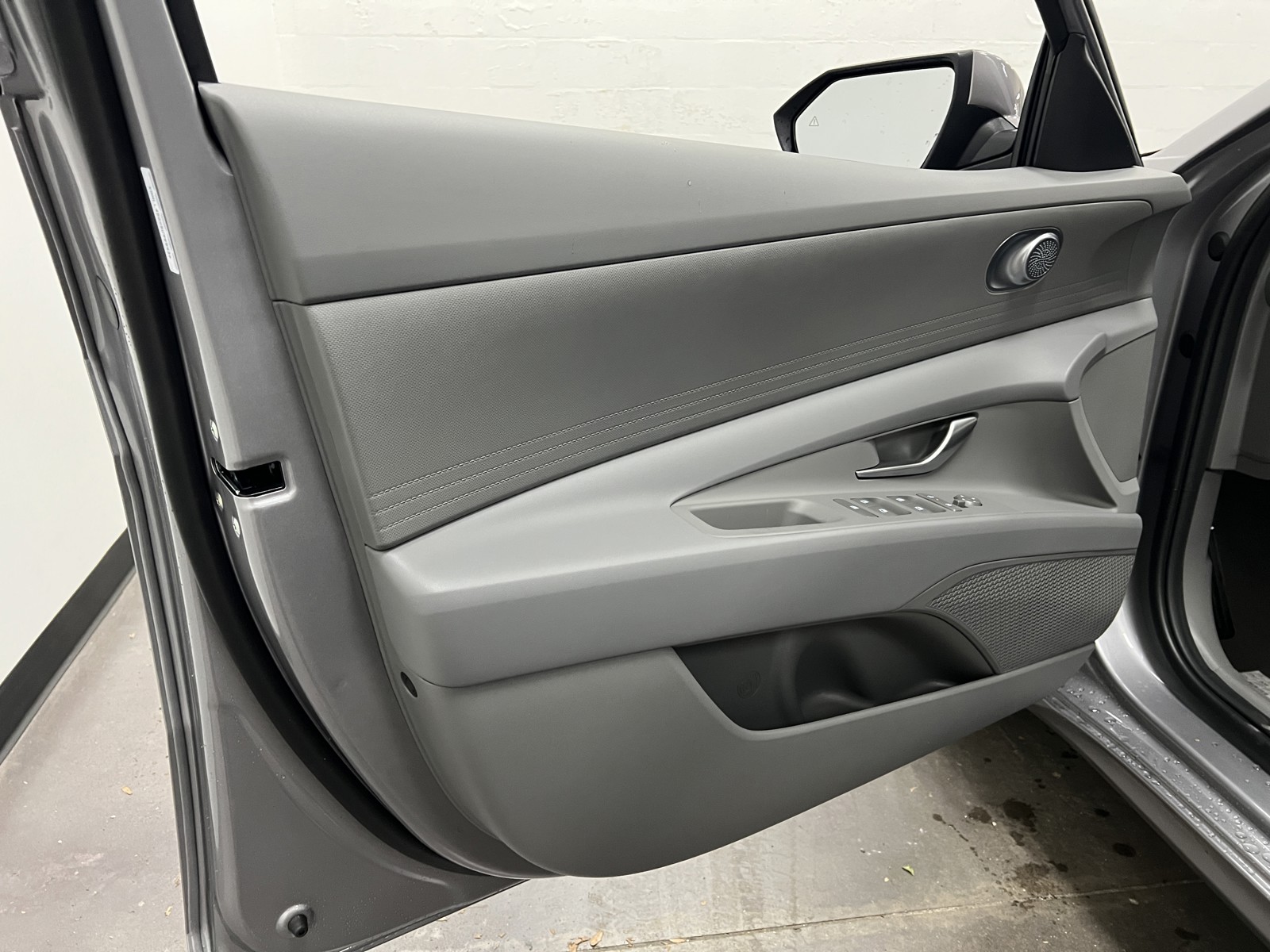 2025 Hyundai Elantra SE photo 20