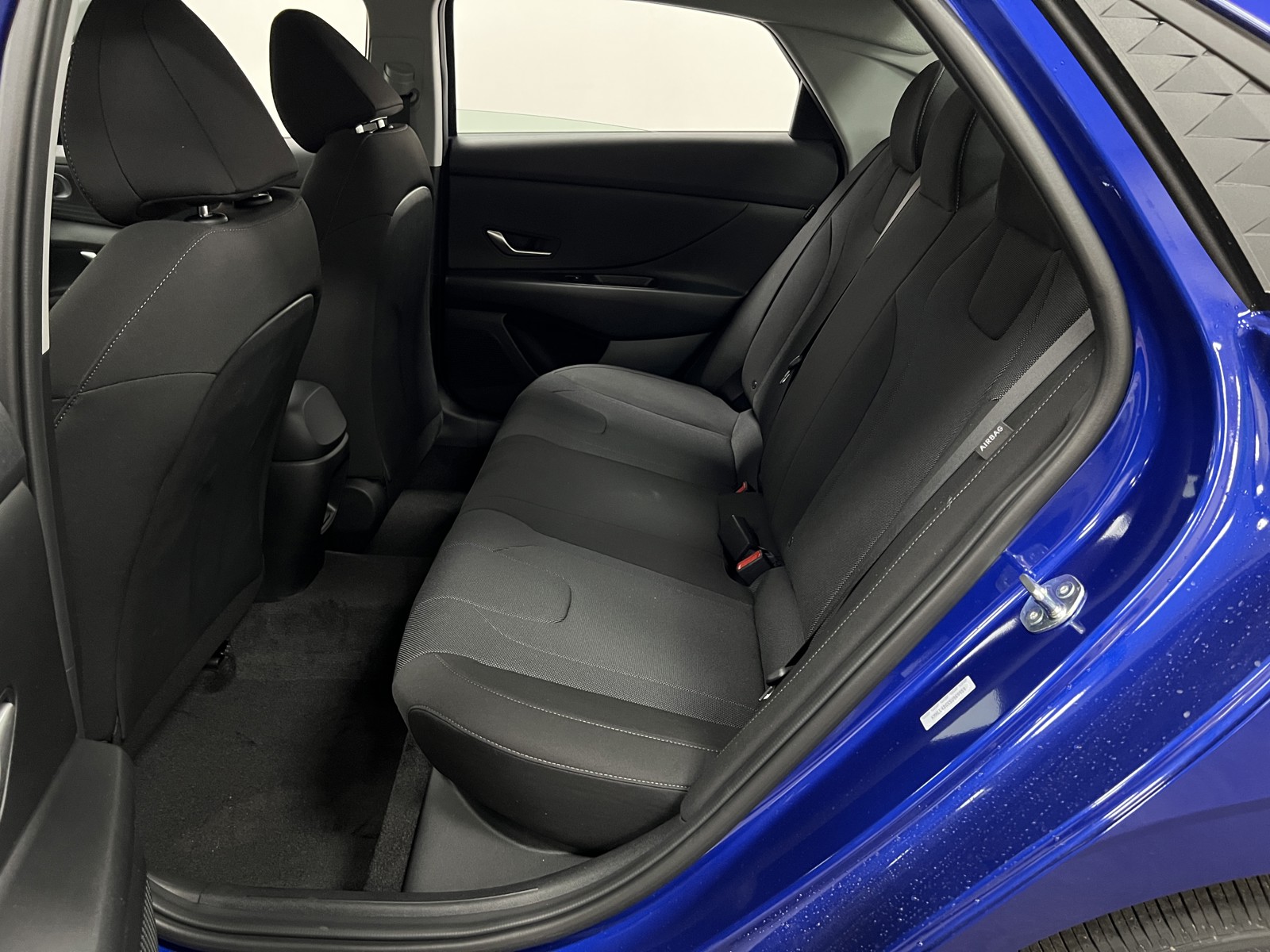 2025 Hyundai Elantra SE photo 11
