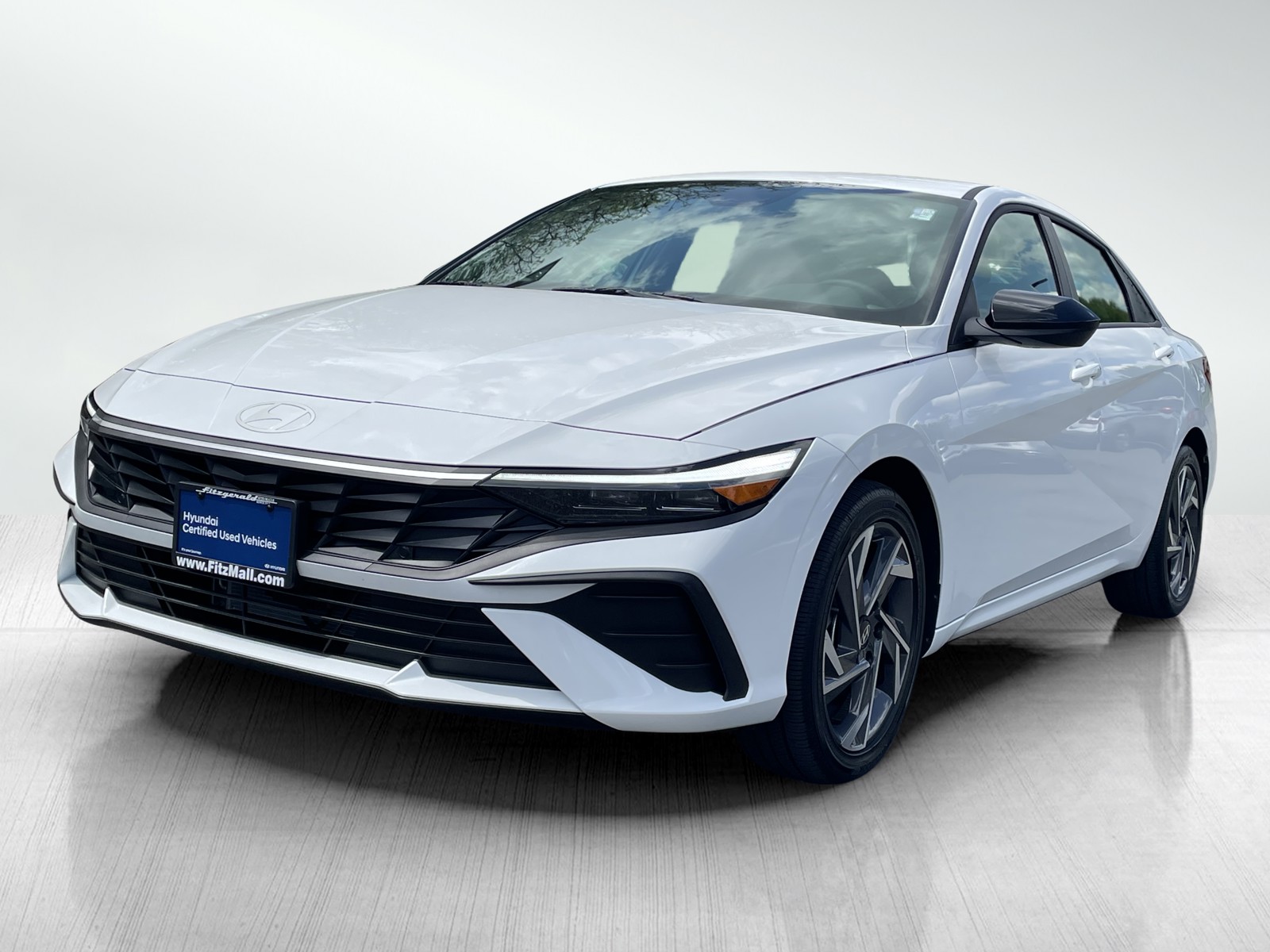 2025 Hyundai Elantra Hybrid SEL Sport photo 2