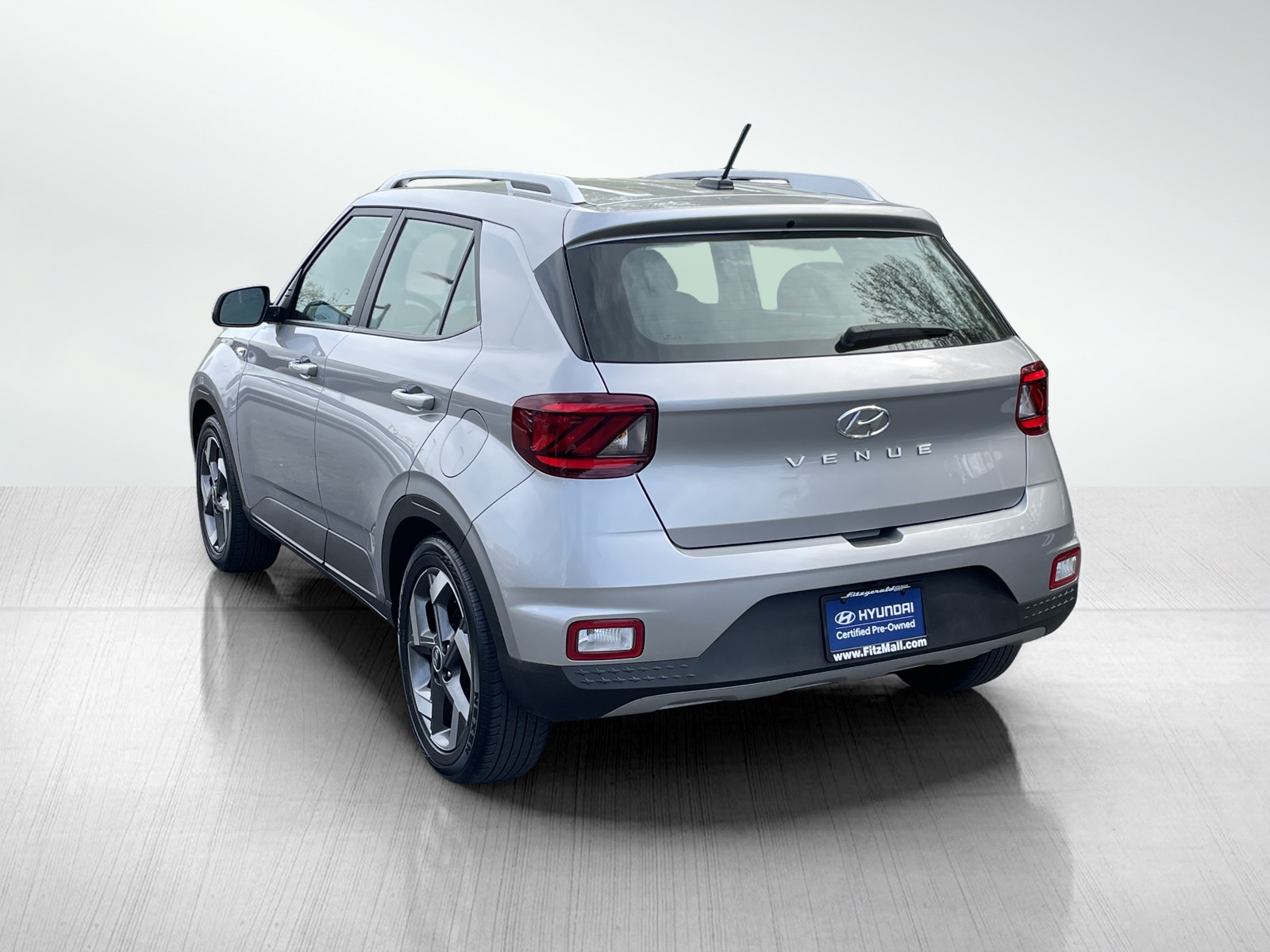 2023 Hyundai Venue SEL photo 6