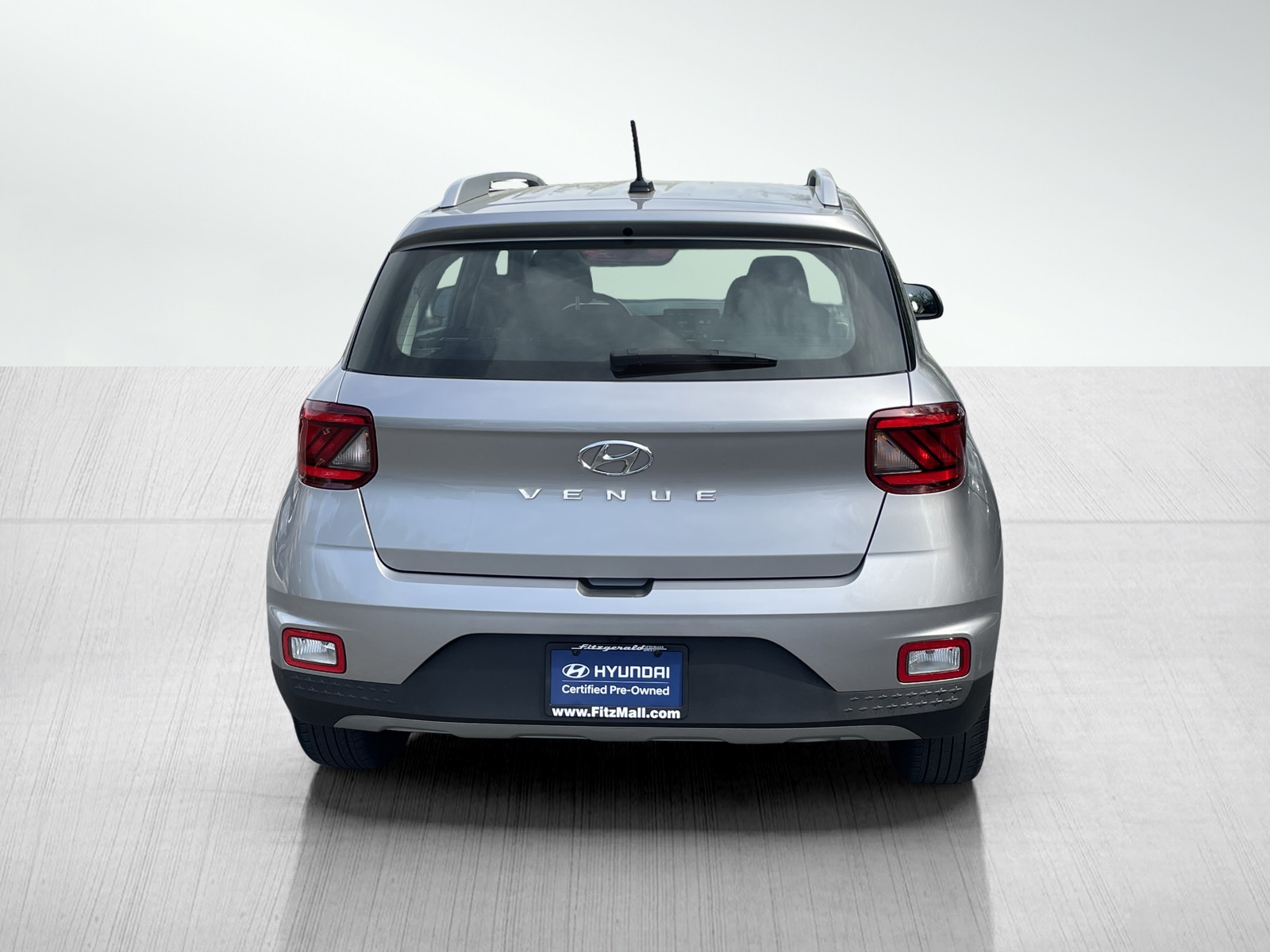 2023 Hyundai Venue SEL photo 8