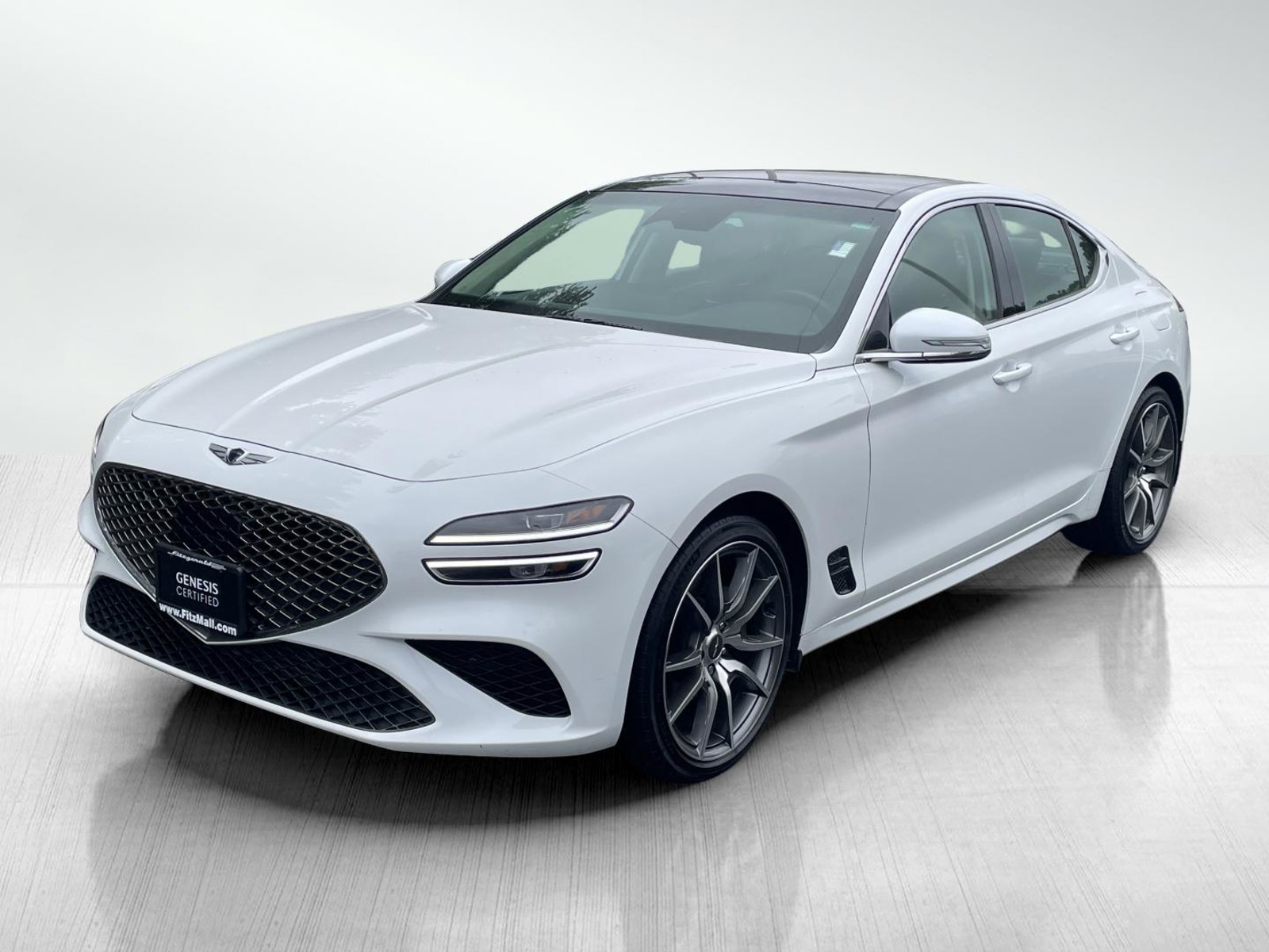 2022 Genesis G70 2.0T photo 2