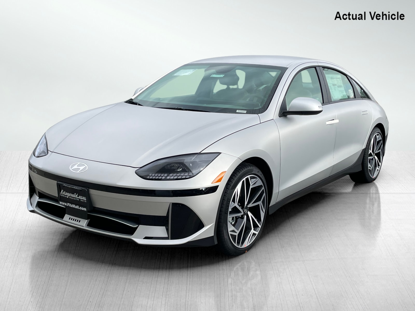 2025 Hyundai Ioniq 6 SEL photo 2