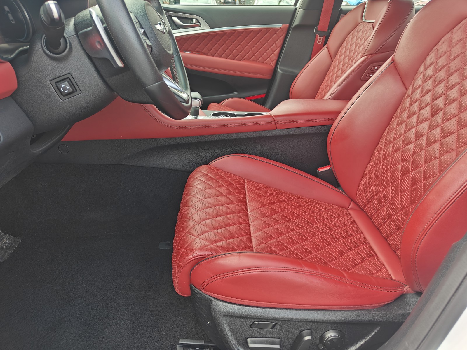 2023 Genesis G70 3.3T photo 10